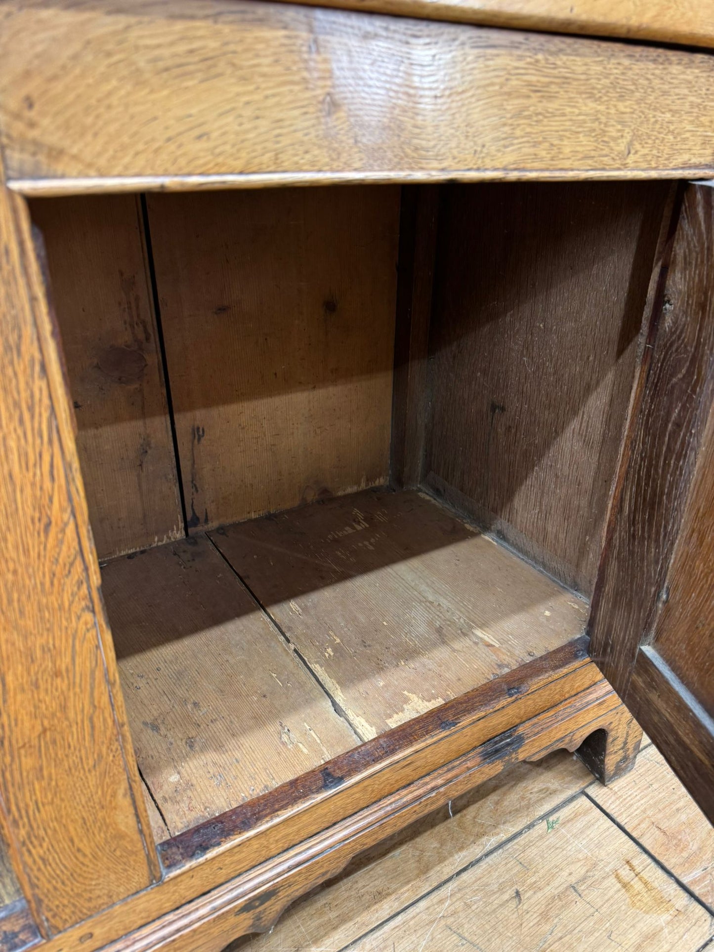 19th Century Provincial Oak Welsh Dresser –Glazed Cabinets Plate Racks Cupboard