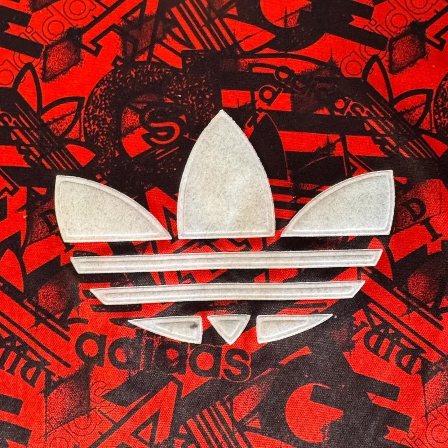 Origina 90s Vintage Adidas t-shirt men’s XL