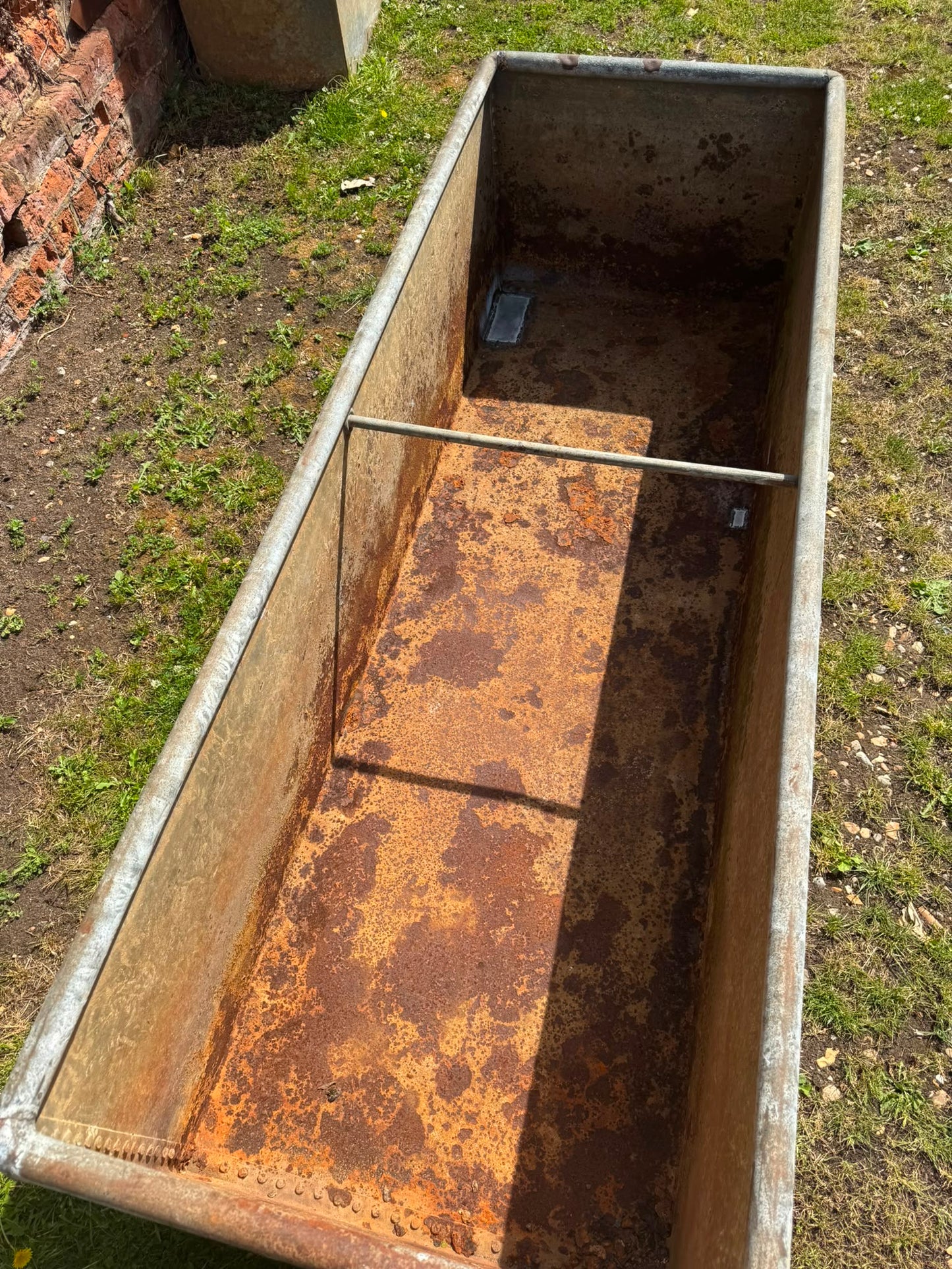 Large Antique Riveted Galvanised Water Trough Garden Planter 184cm (T4