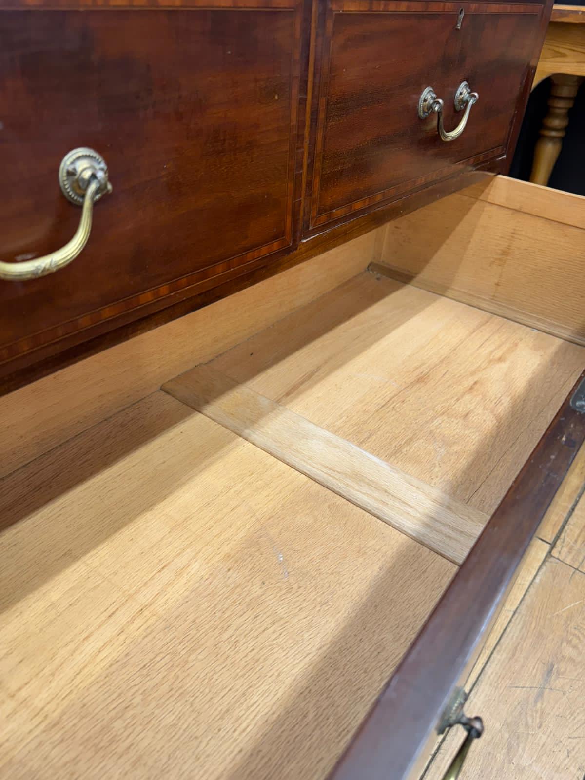 Antique Mahogany Chest of Drawers Bedroom Storage / Victorian Georgian