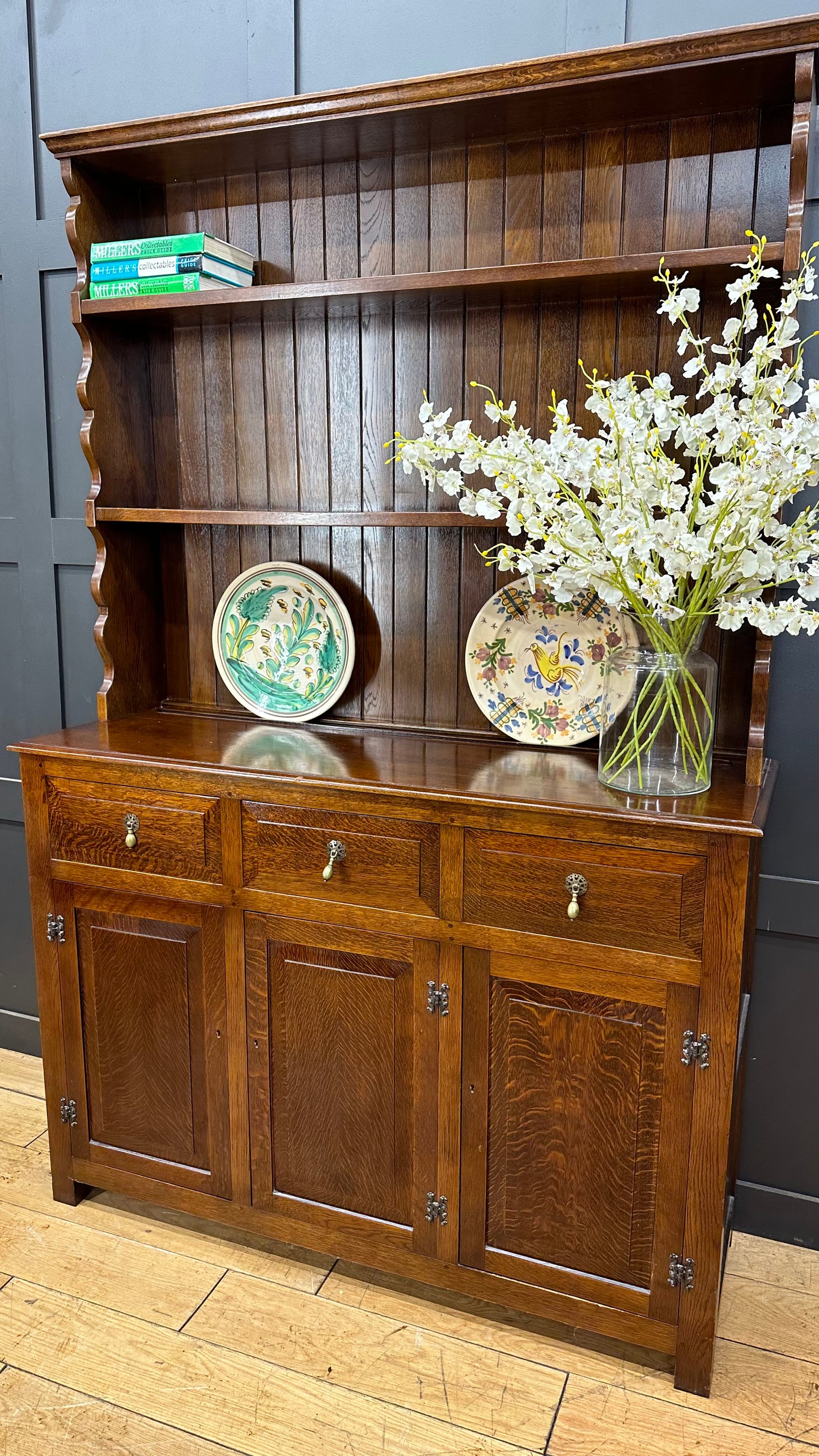 Vintage Oak Welsh Dresser / Kitchen Dresser  / Oak Cupboard / Rustic
