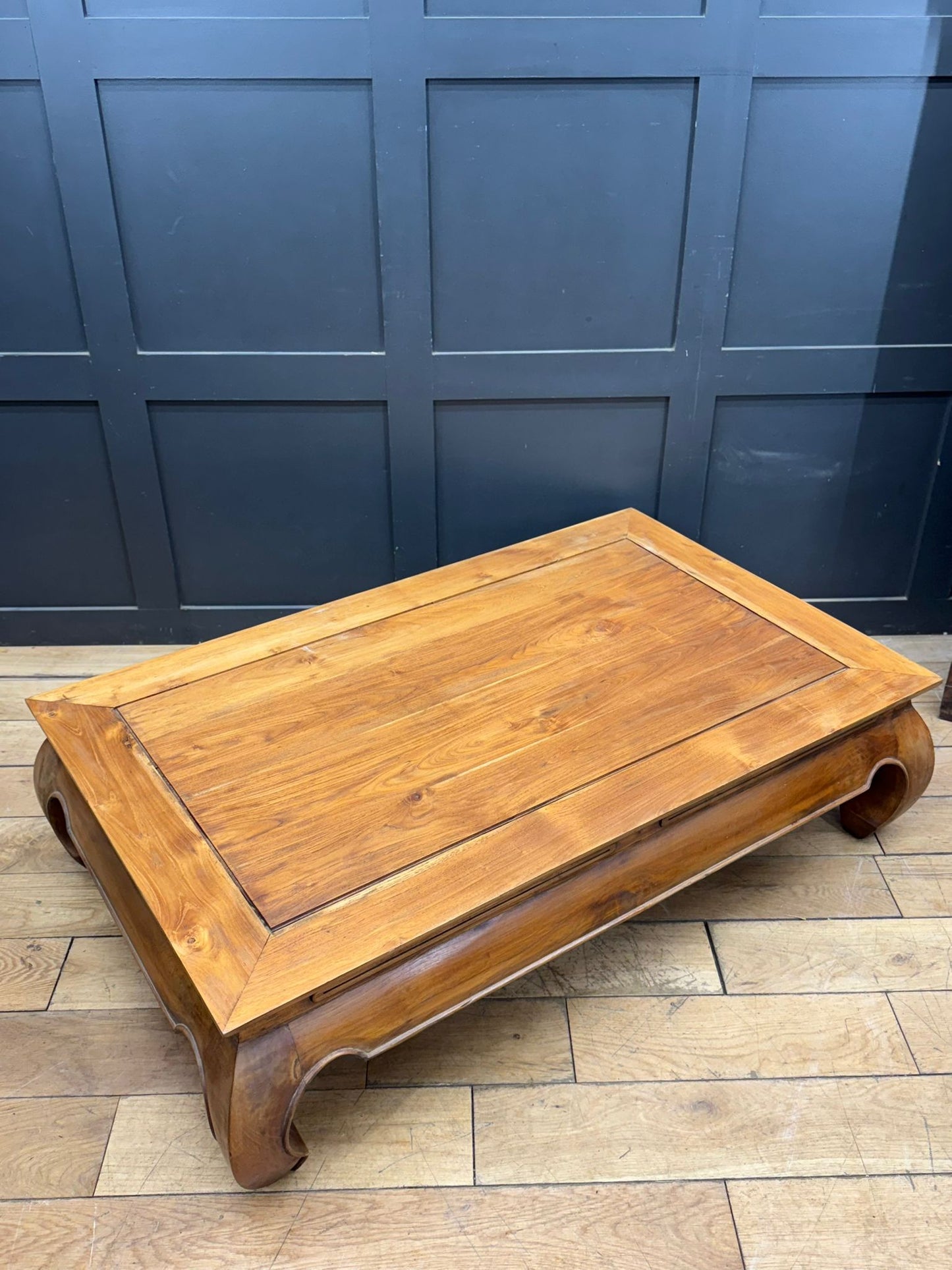 Large Vintage Elm Kang Coffee Table – Low Eastern Supper Table
