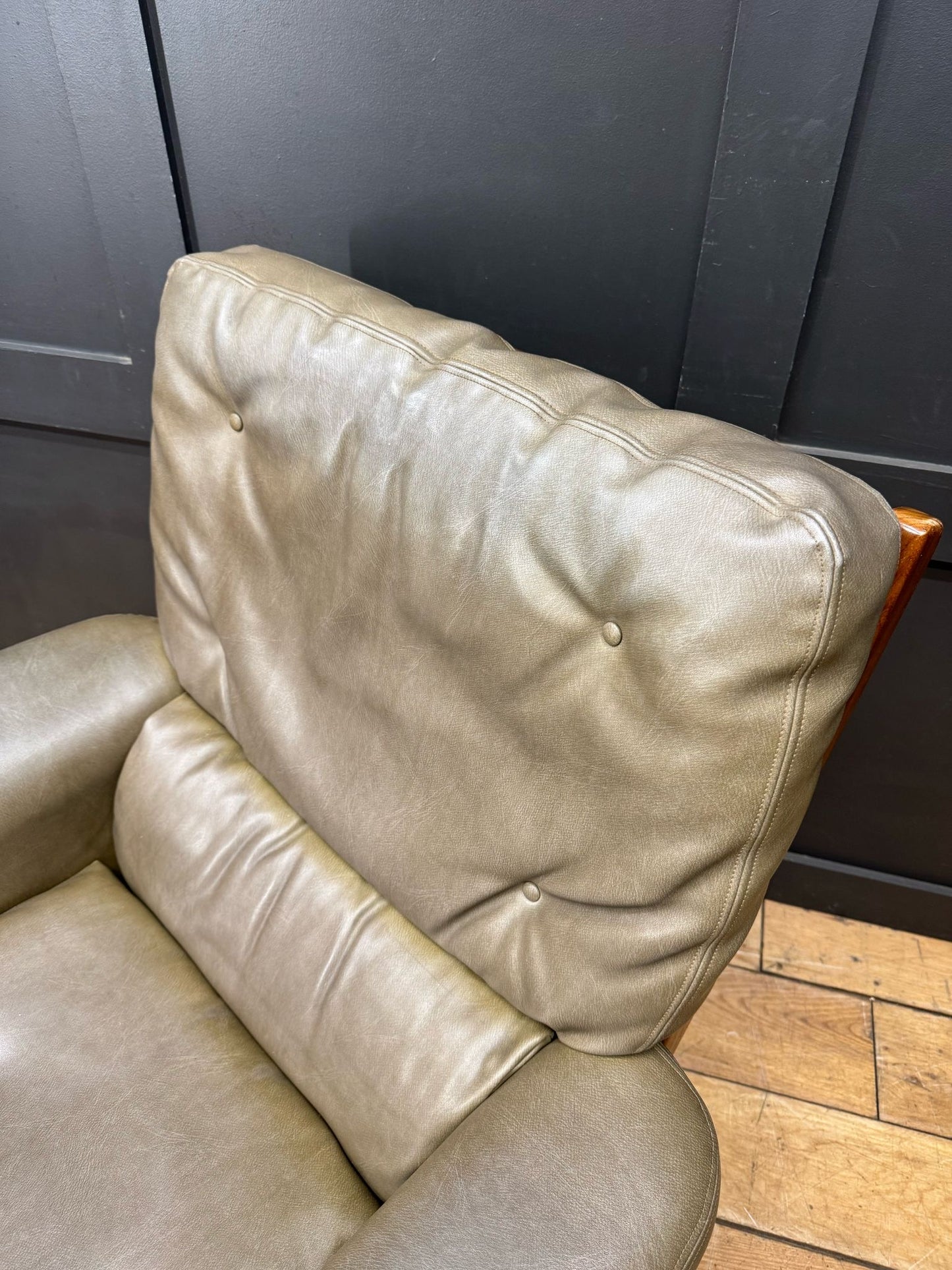 Mid Century Leather Armchair  / Vintage Olive Green Lounge Chair / Seating
