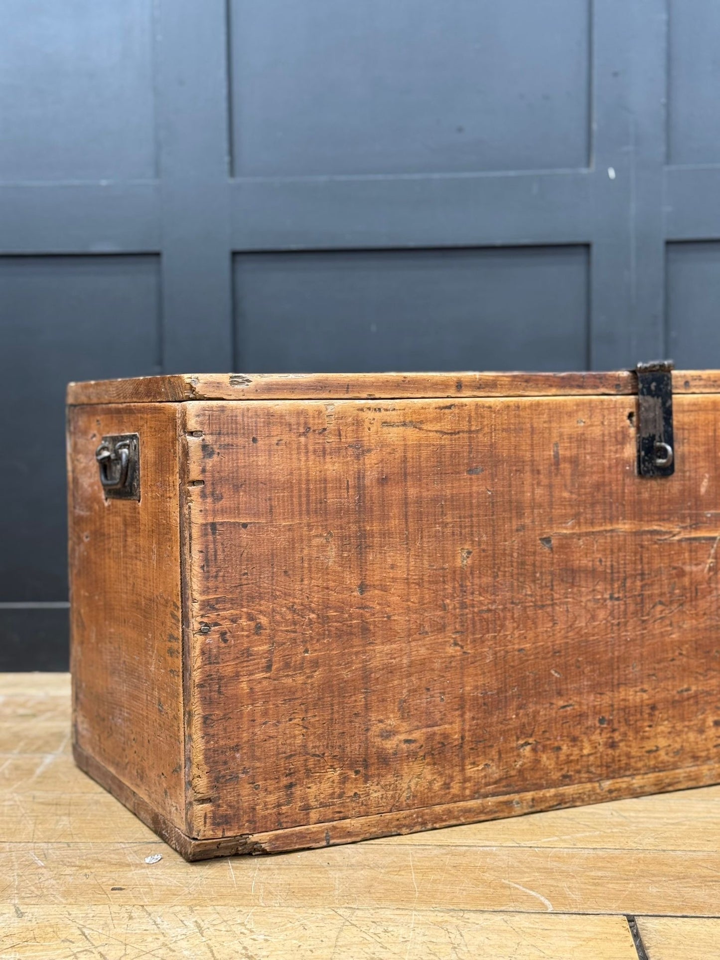 Antique Pine Storage Chest – Rustic Blanket Box / Coffee Table Trunk