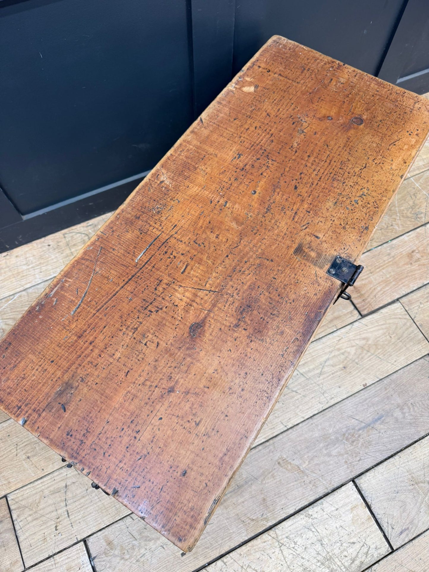 Antique Pine Storage Chest – Rustic Blanket Box / Coffee Table Trunk