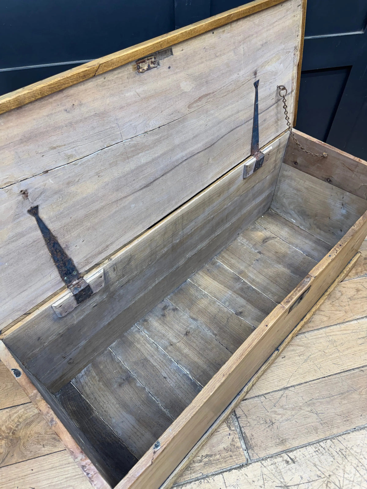18th Century Antique Elm Blanket Chest Coffer Trunk Coffee Table Storage