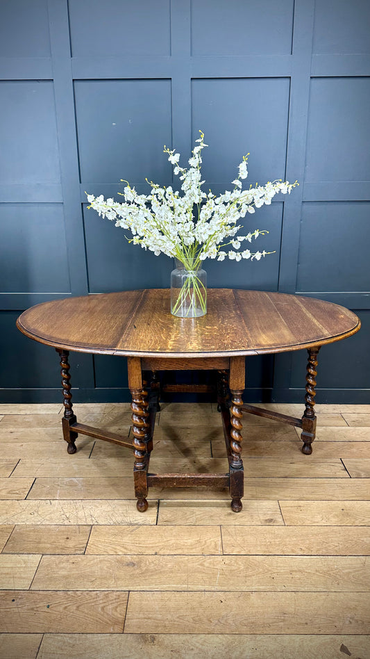 Antique Edwardian Oak Table / Extending Drop Leaf Occasional Gate Leg Table