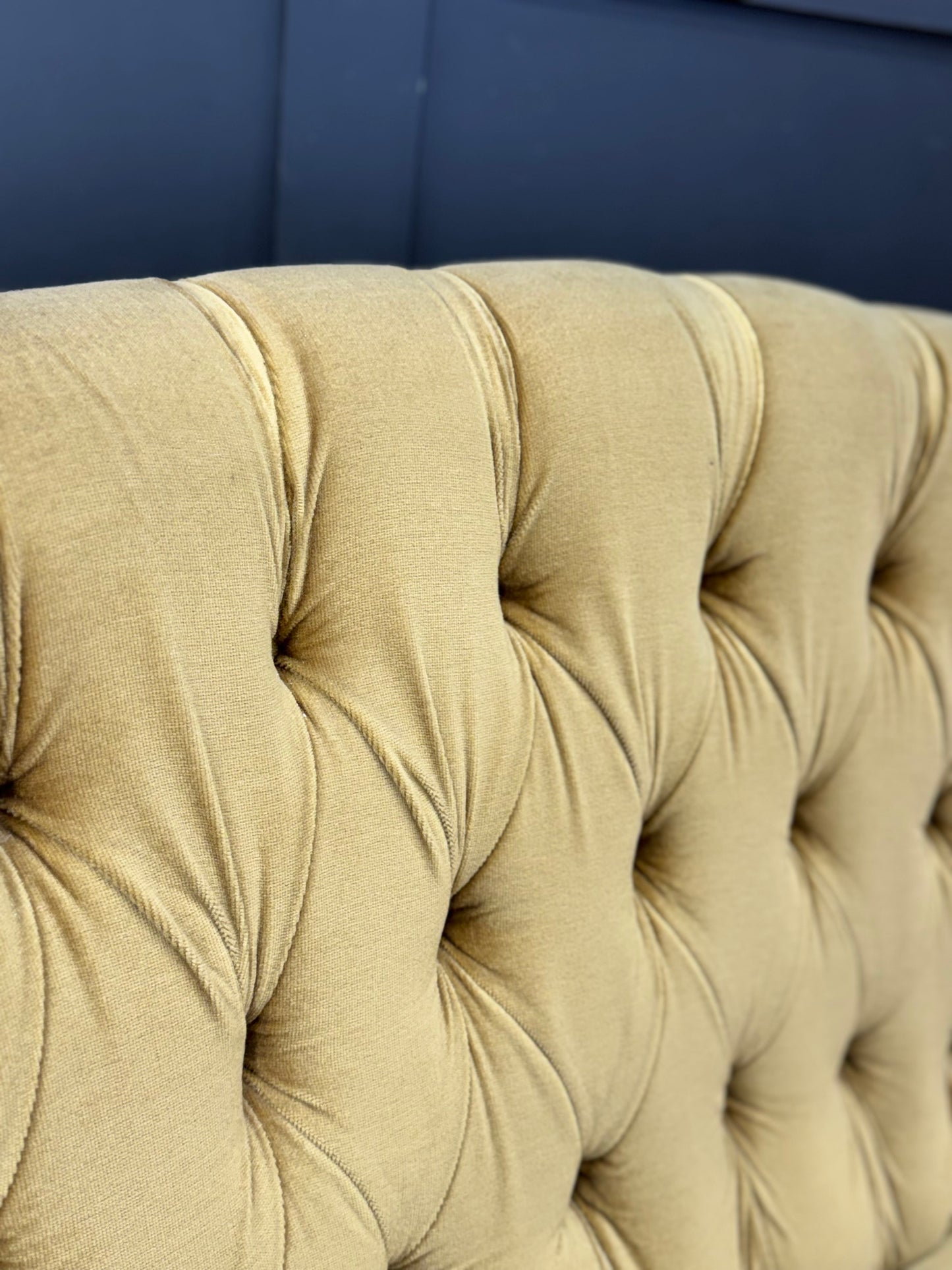 Victorian Style Button Back Sofa Settee Couch 2 Seater Dralon Castors Clam Back