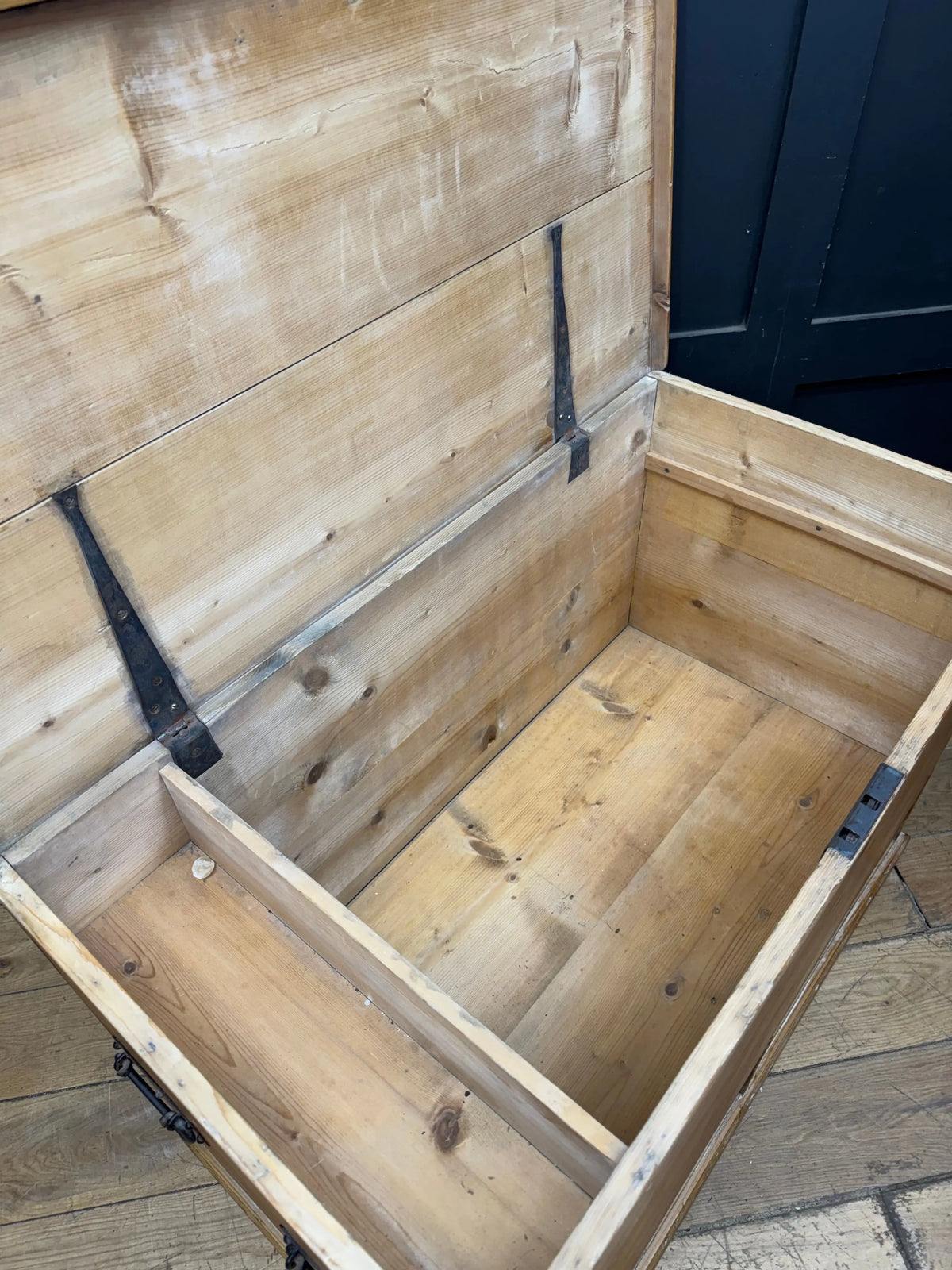 Antique Victorian Pine Mule Chest Blanket Box Storage Trunk Drawers TV Stand
