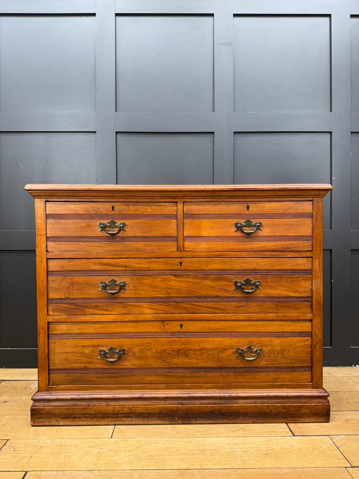 Edwardian Walnut Chest of Drawers | Antique Bedroom Storage
