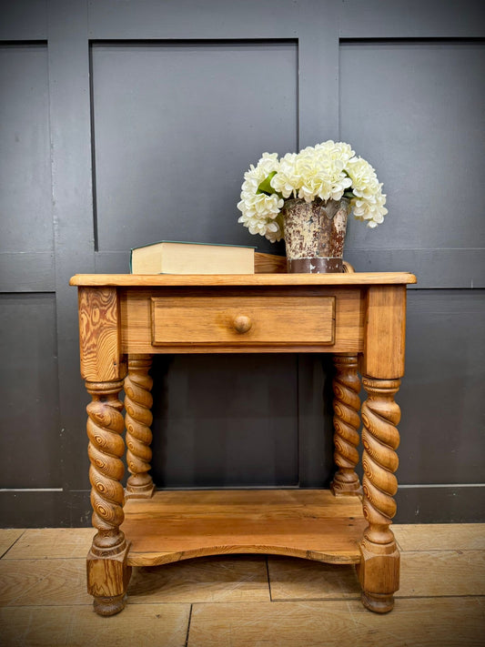 Vintage Pine Side Table / Bedroom Drawers / Bedside Table / Sofa Table