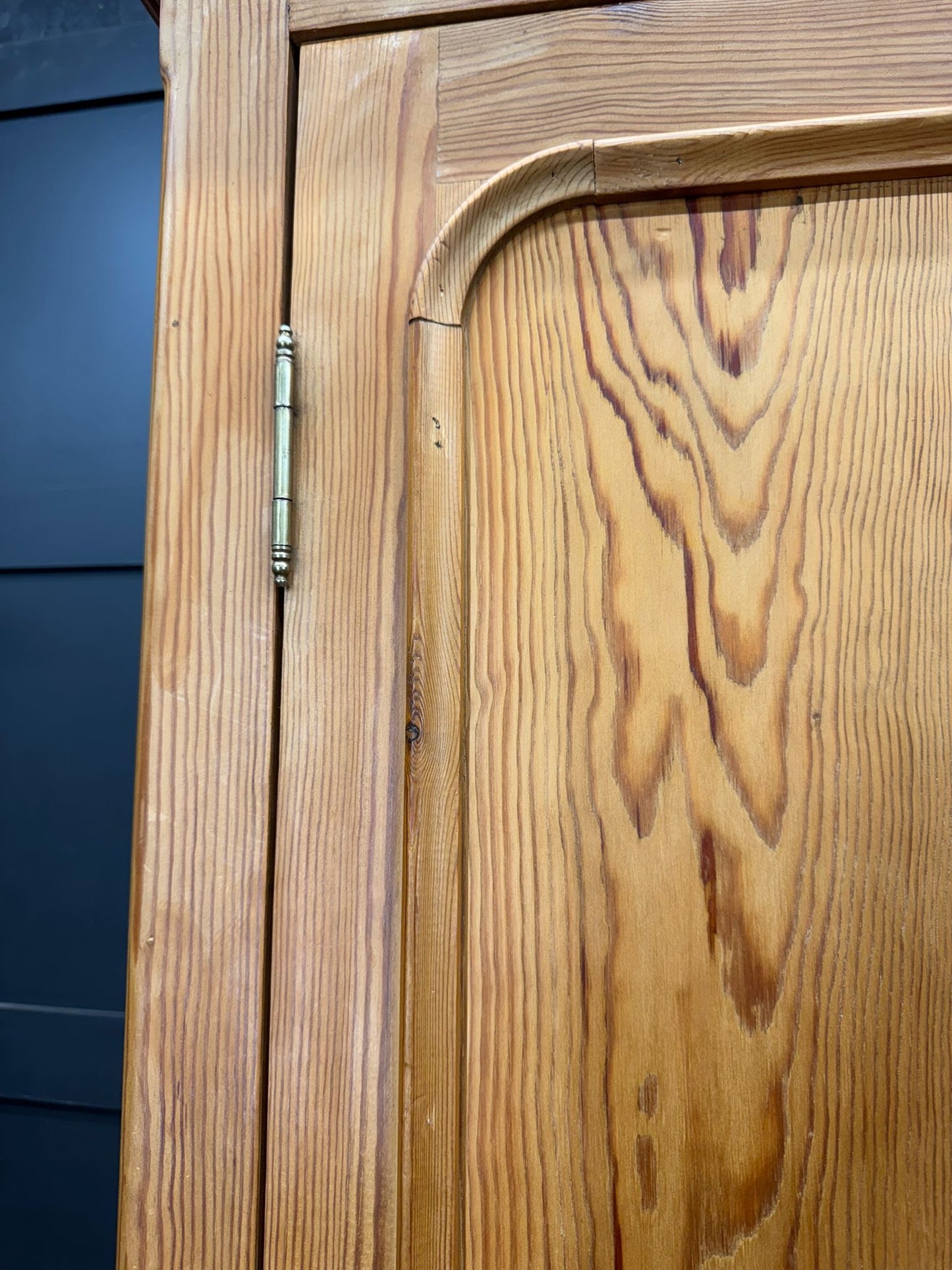 Vintage Solid Pine Double Wardrobe with Drawer / Bedroom  Storage Cupboard