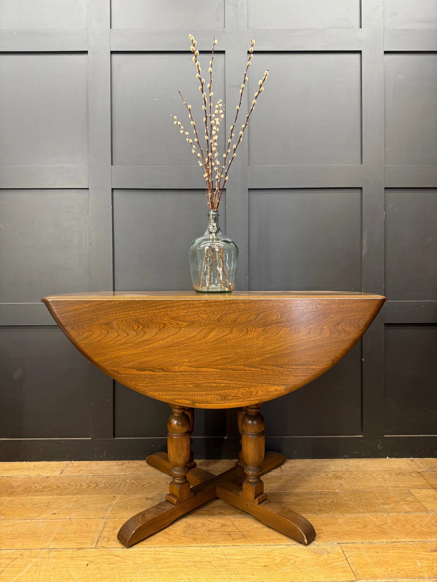 Ercol Chichester 945 Solid Elm Drop Leaf Extending Kitchen Dining Table