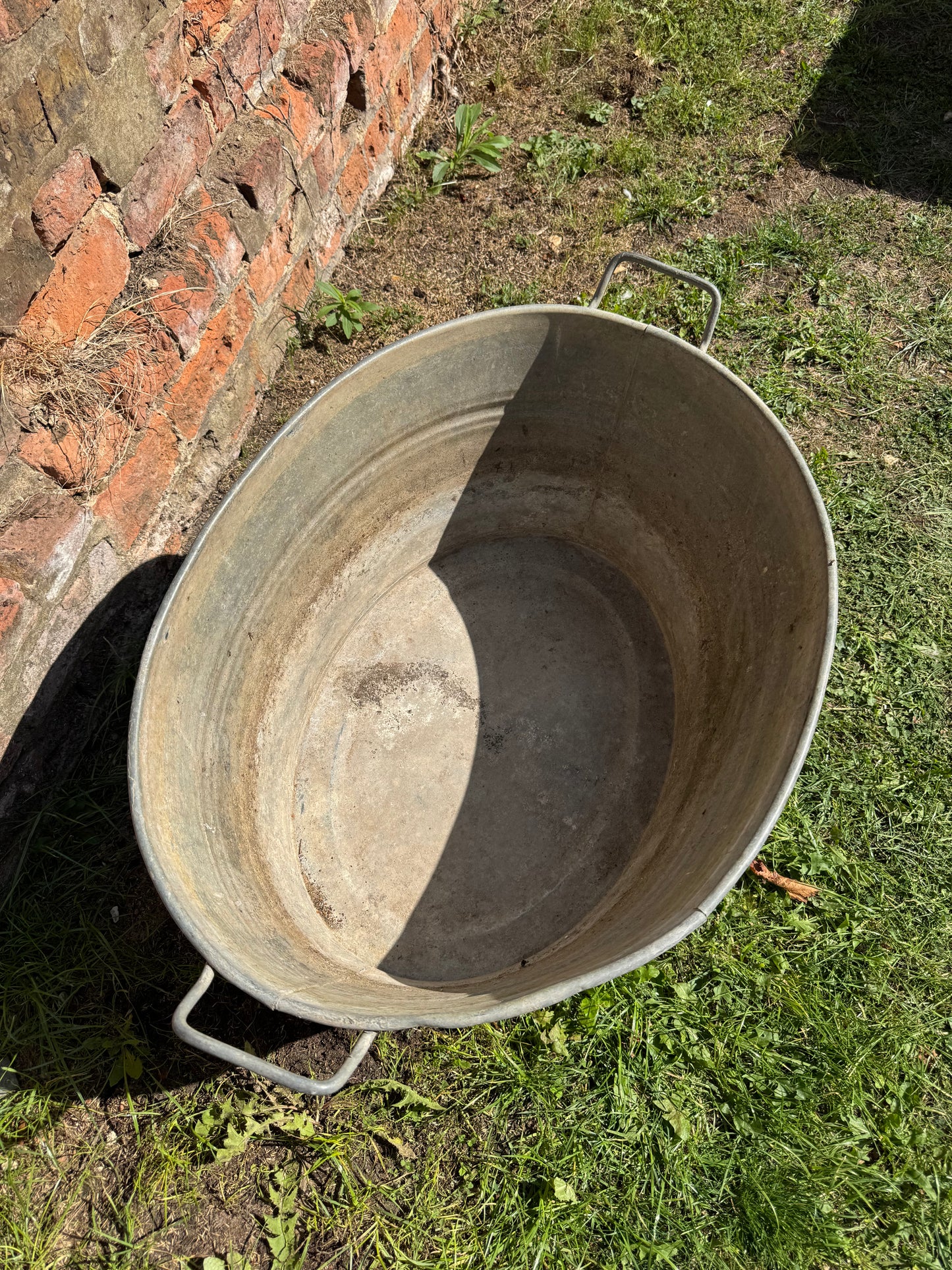Vintage Galvanised Wash Tub  Trough Planter  / Lavender Planter Plant Pot A