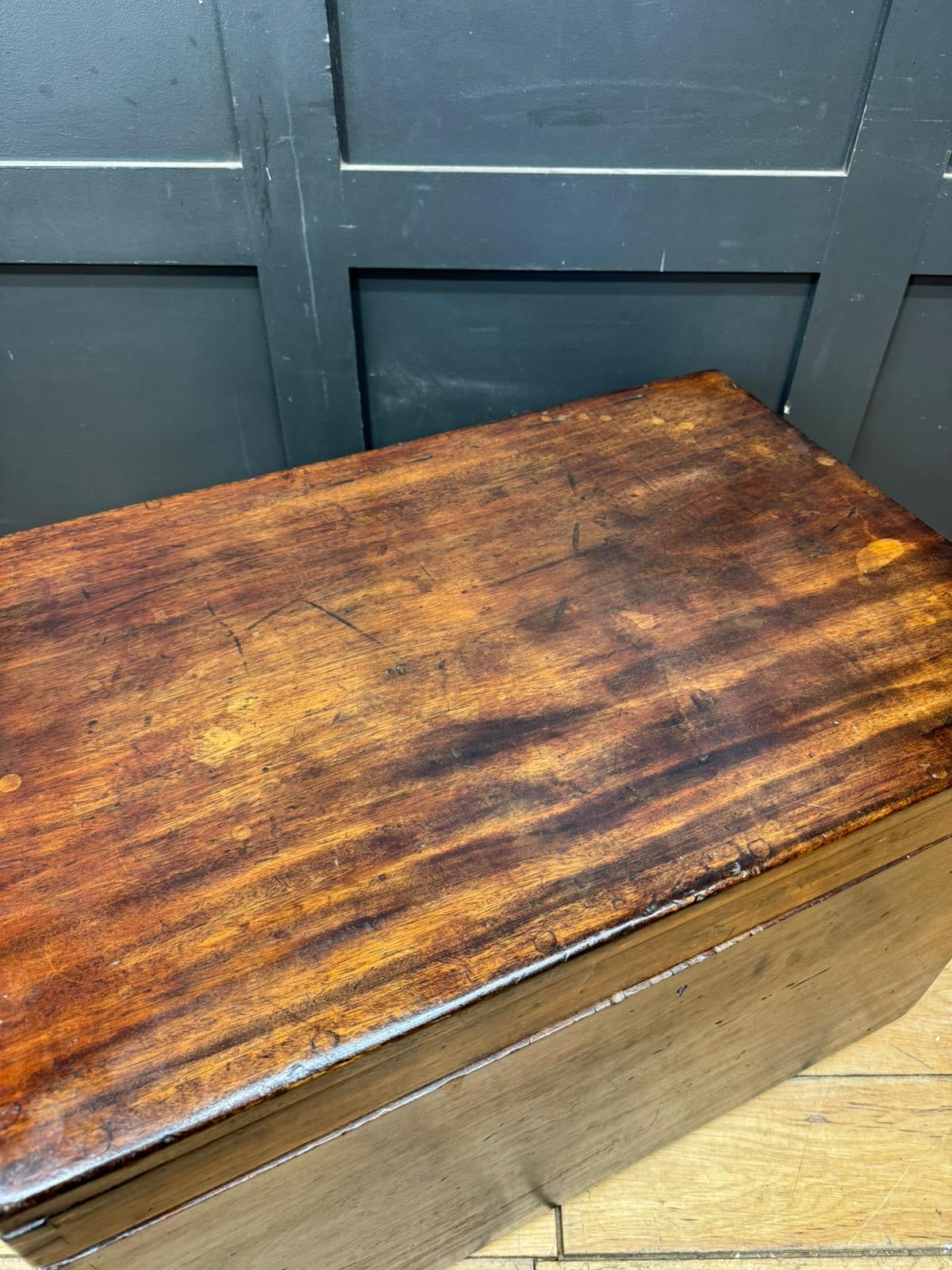 Antique Mahogany Blanket Chest Coffee Table Storage Box Trunk