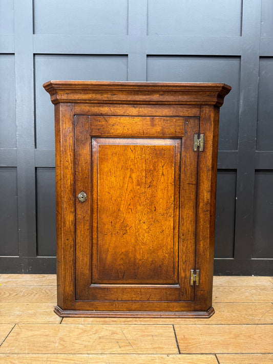 Vintage Wall Mounted Oak Corner Cupboard Cabinet / Farmhouse Cupboard