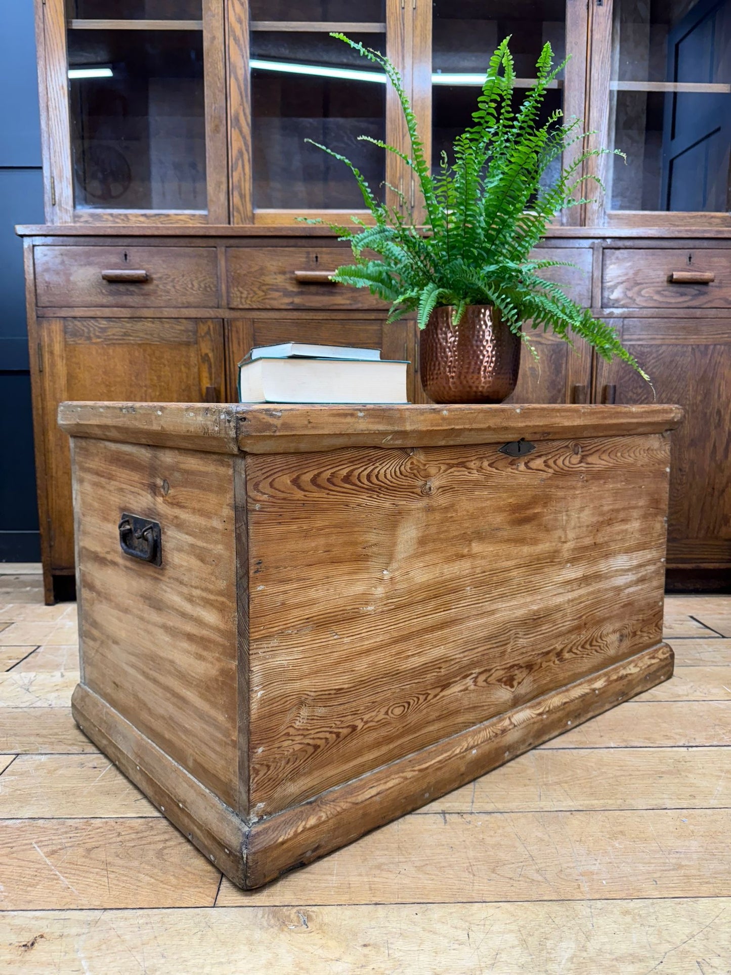 Antique Old Pine Trunk Chest / Storage Blanket Box / Coffee Table