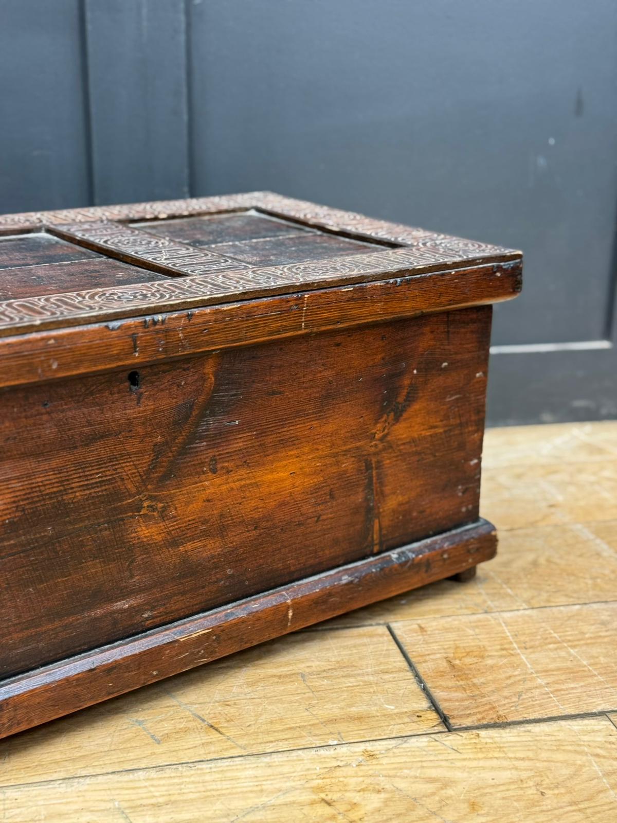 Antique Pine Storage Chest – Rustic Blanket Box / Coffee Table Trunk