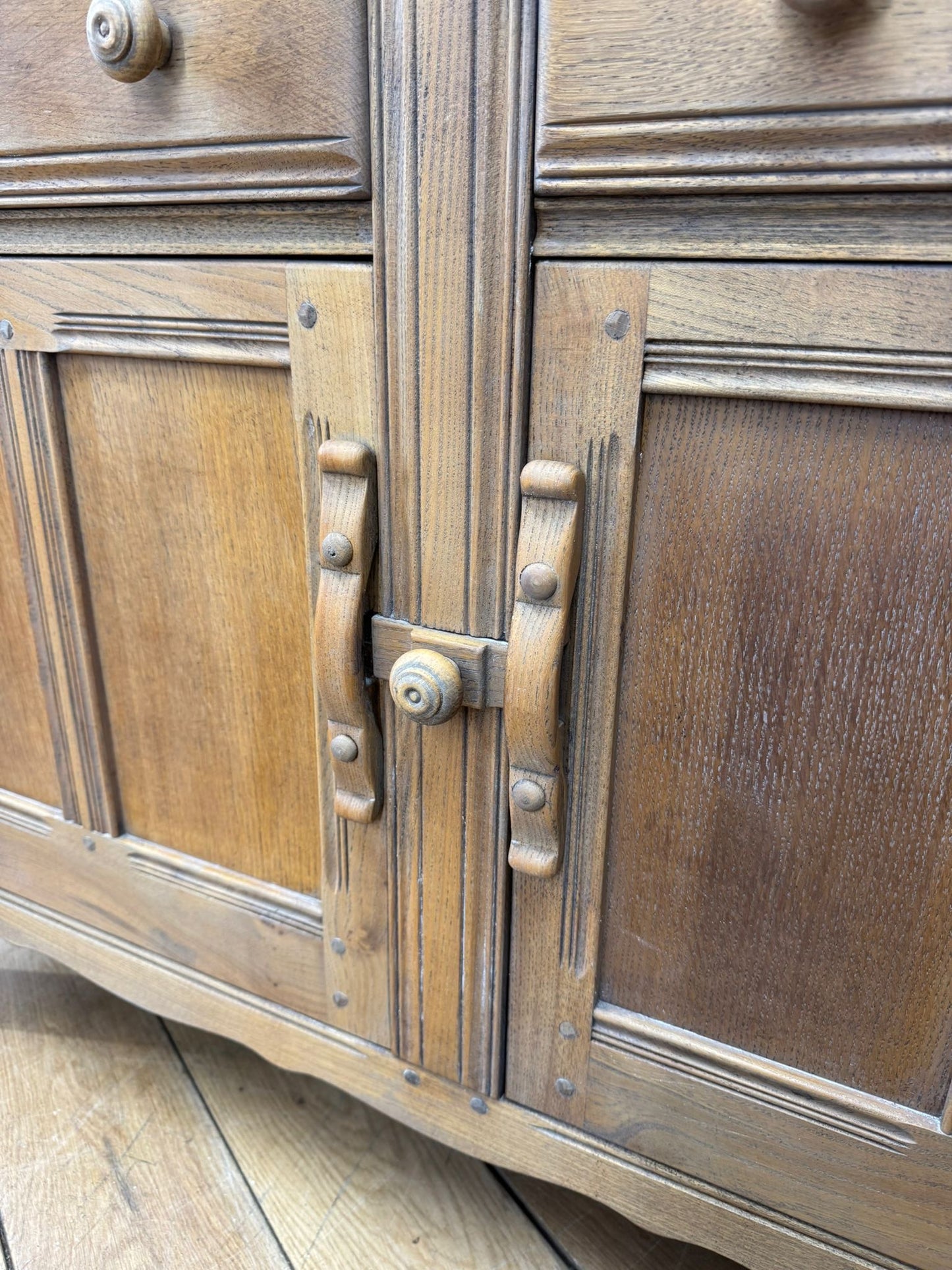 Vintage Ercol Court Cupboard – Stripped & Waxed Sideboard Cabinet / Home Bar
