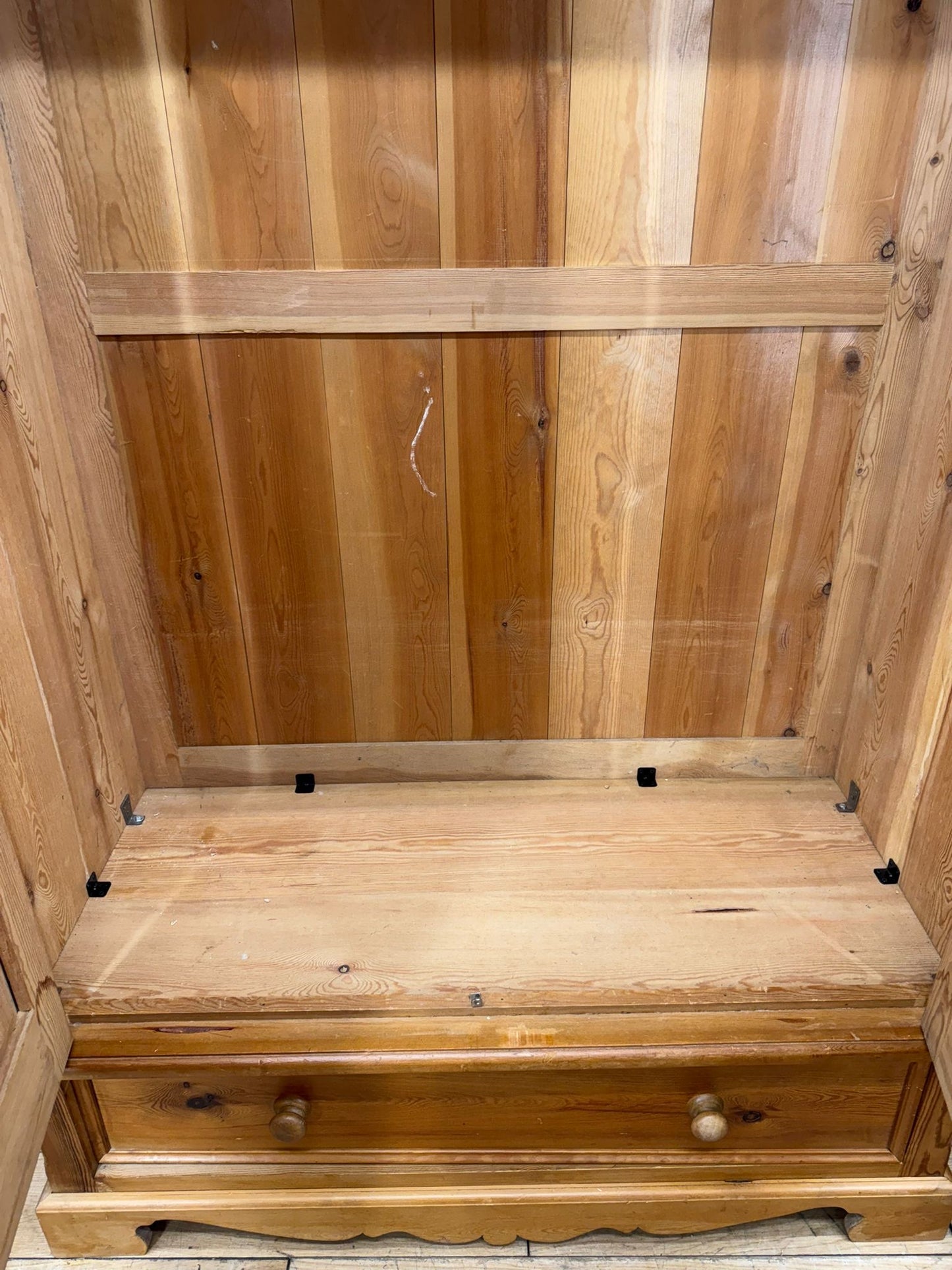 Vintage Solid Pine Double Wardrobe with Drawer / Bedroom  Storage Cupboard