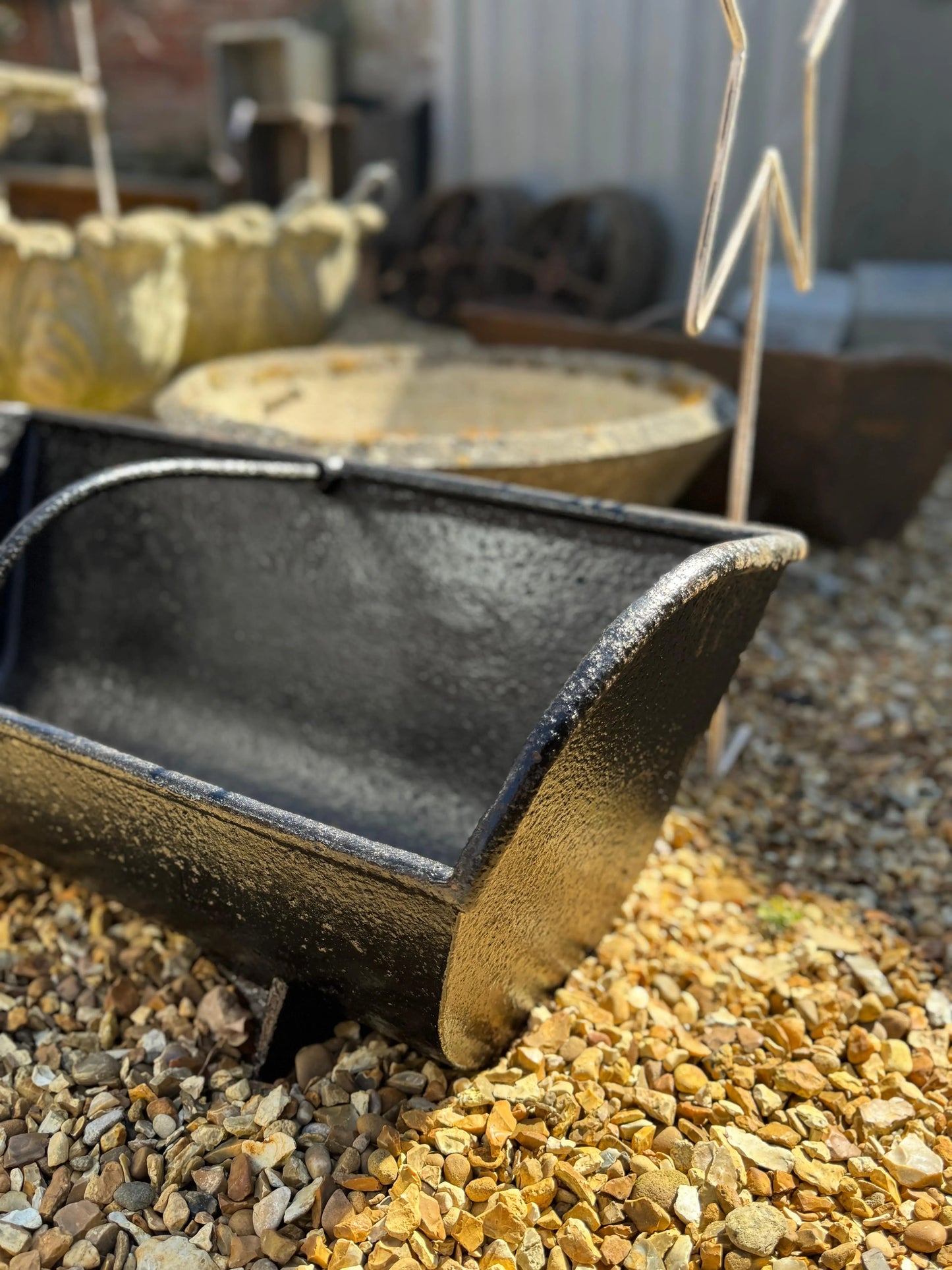 Antique Black Cast Iron Trough Feeder / Garden Planter Plant Pot / Log Holder RUSTIC WAREHOUSE NORFOLK