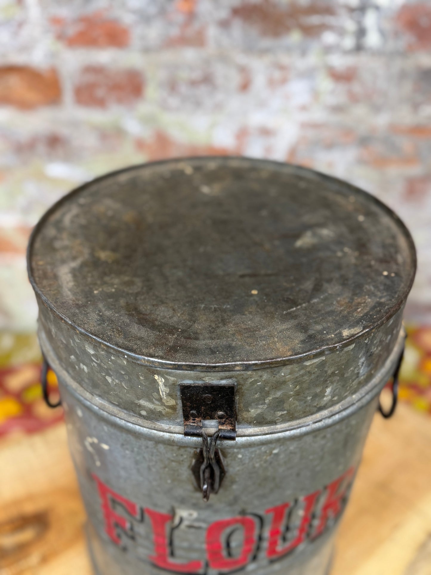 Vintage Galvanised Metal Tub Container / Flour Bin / Rice Dog Food Container / A