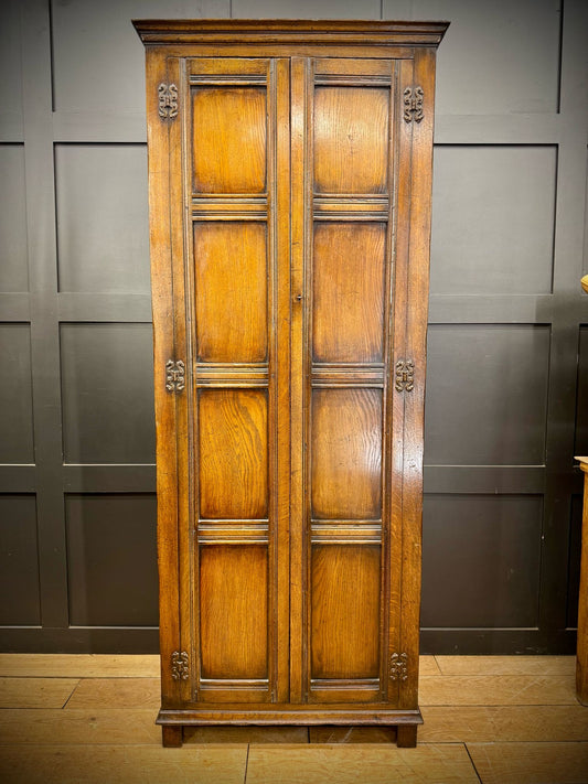 Antique Oak Two Door Wardrobe Cupboard / Hall Coat Cupboard Cabinet