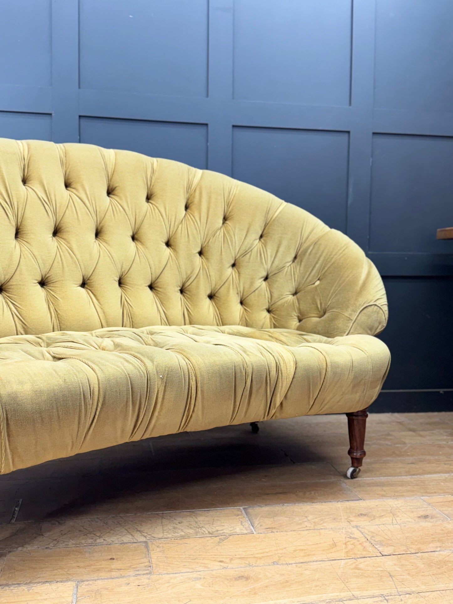 Victorian Style Button Back Sofa Settee Couch 2 Seater Dralon Castors Clam Back