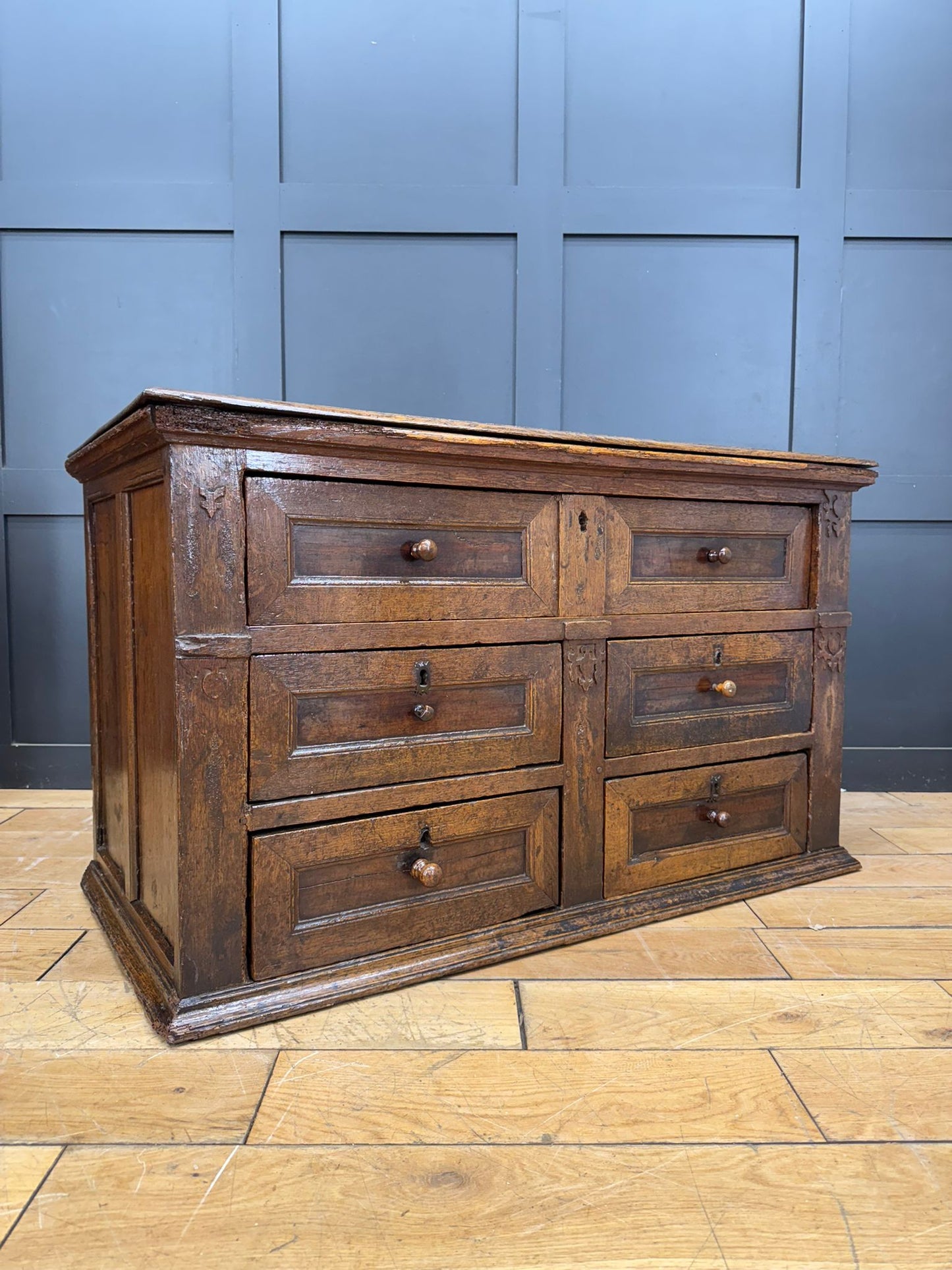 17th Century Oak Cabinet – 4 Drawer Coffer Front 111cm TV Stand Chest Of Drawers