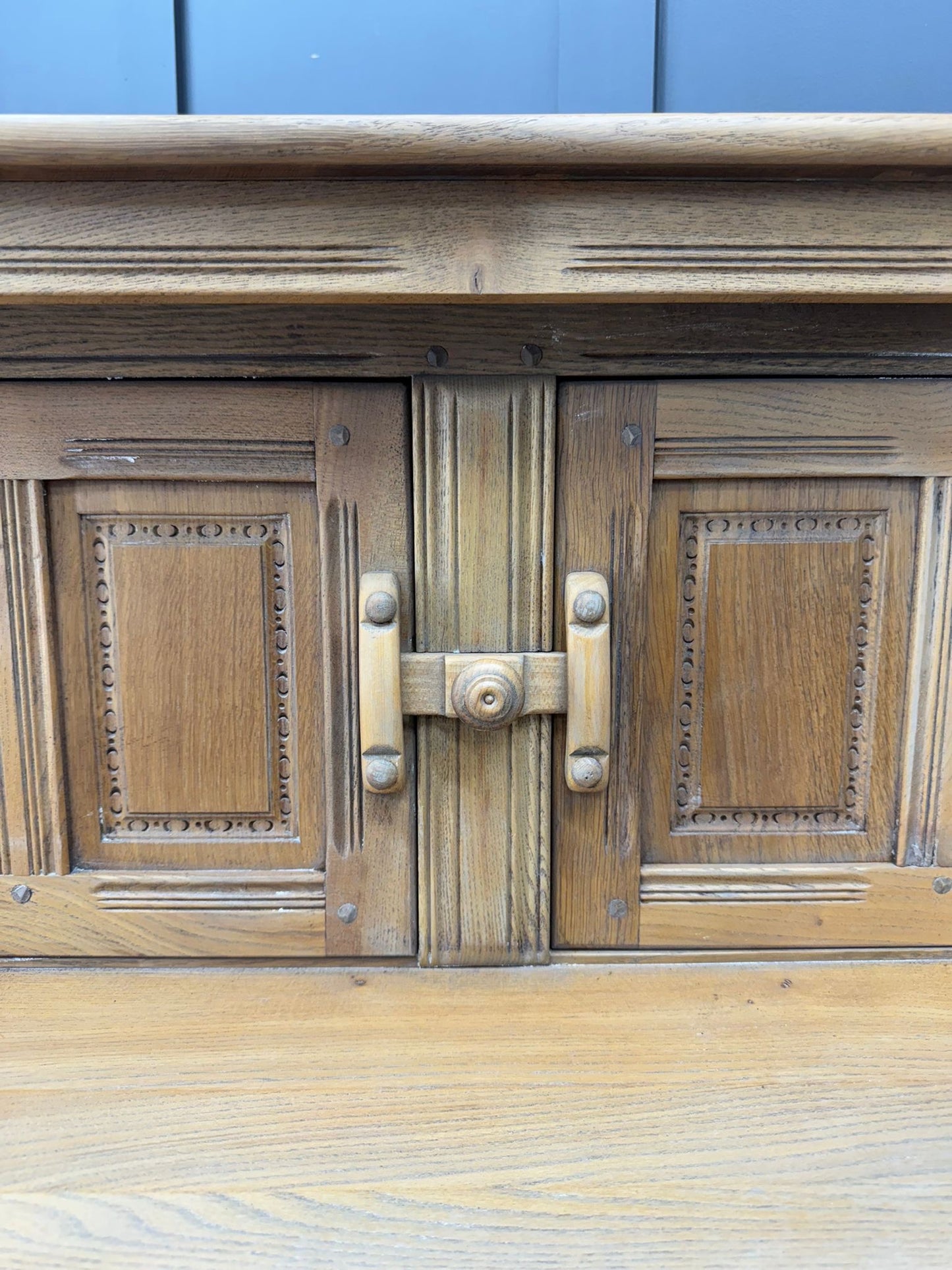 Vintage Ercol Court Cupboard – Stripped & Waxed Sideboard Cabinet / Home Bar