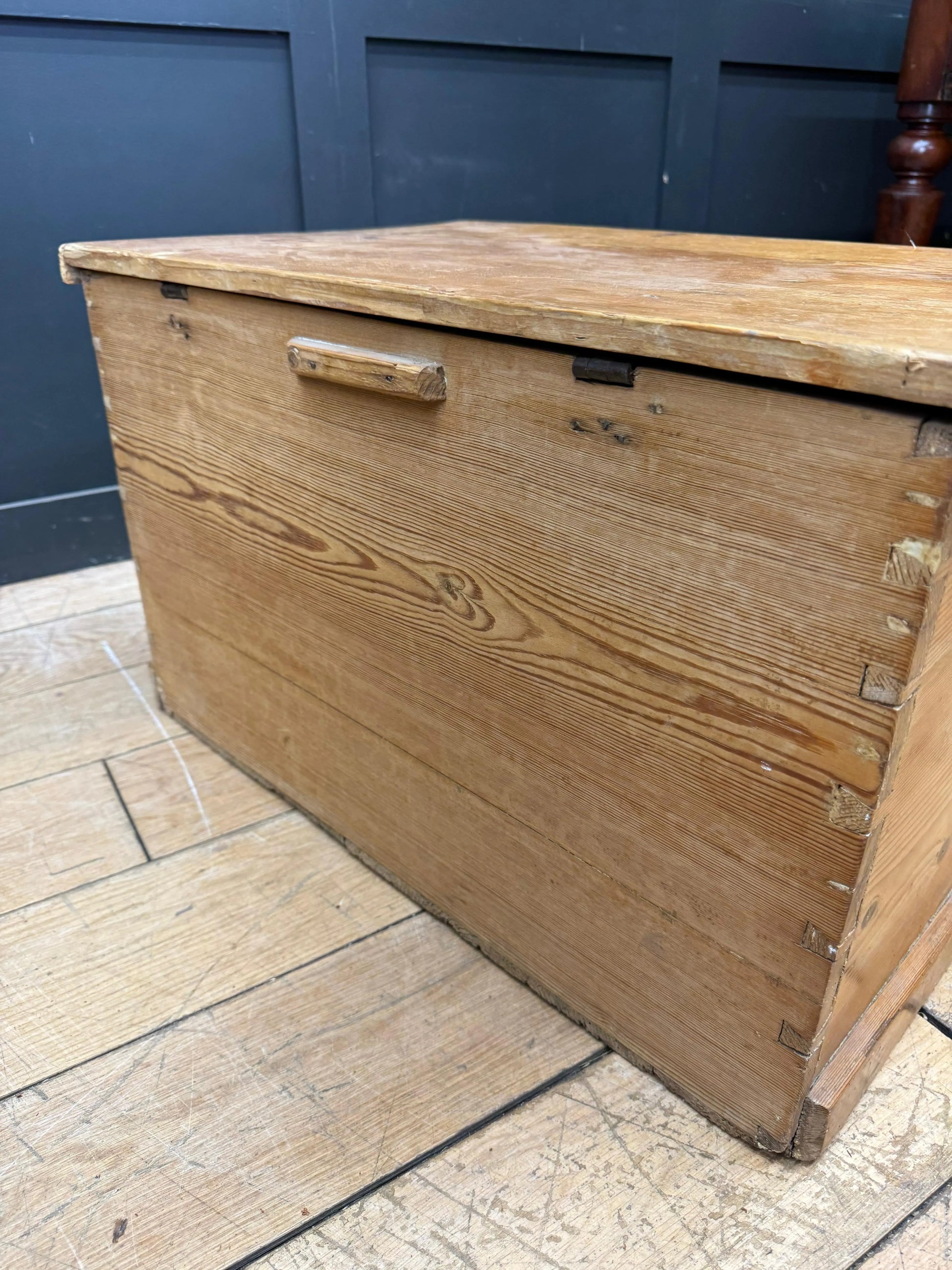 Antique Old Pine Storage Chest Blanket Box Coffee Table Trunk Bedroom Storage RUSTIC WAREHOUSE NORFOLK