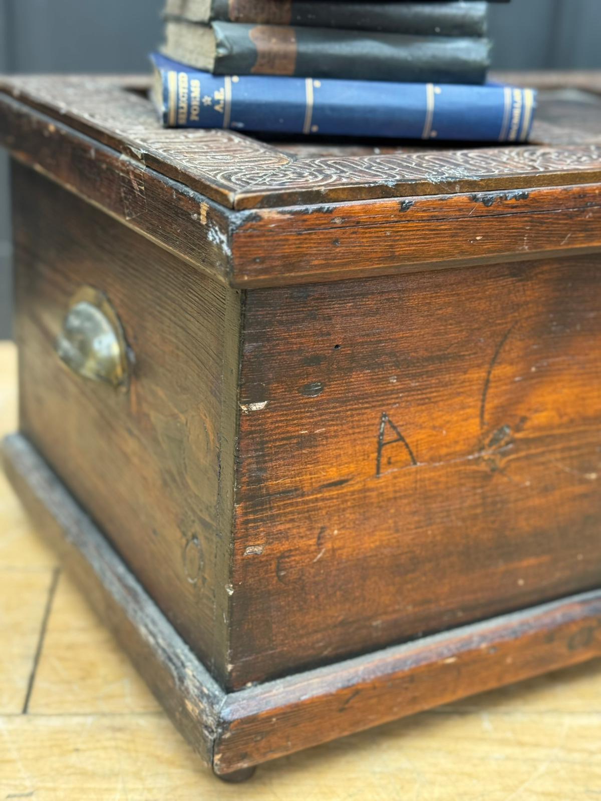 Antique Pine Storage Chest – Rustic Blanket Box / Coffee Table Trunk