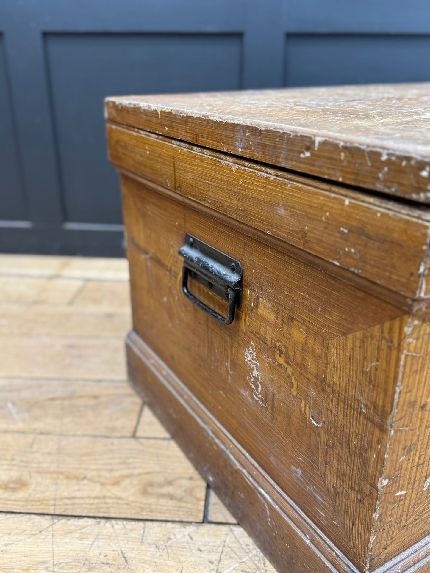 Antique Scumbled Pine Blanket Box / Storage Chest Coffee Table