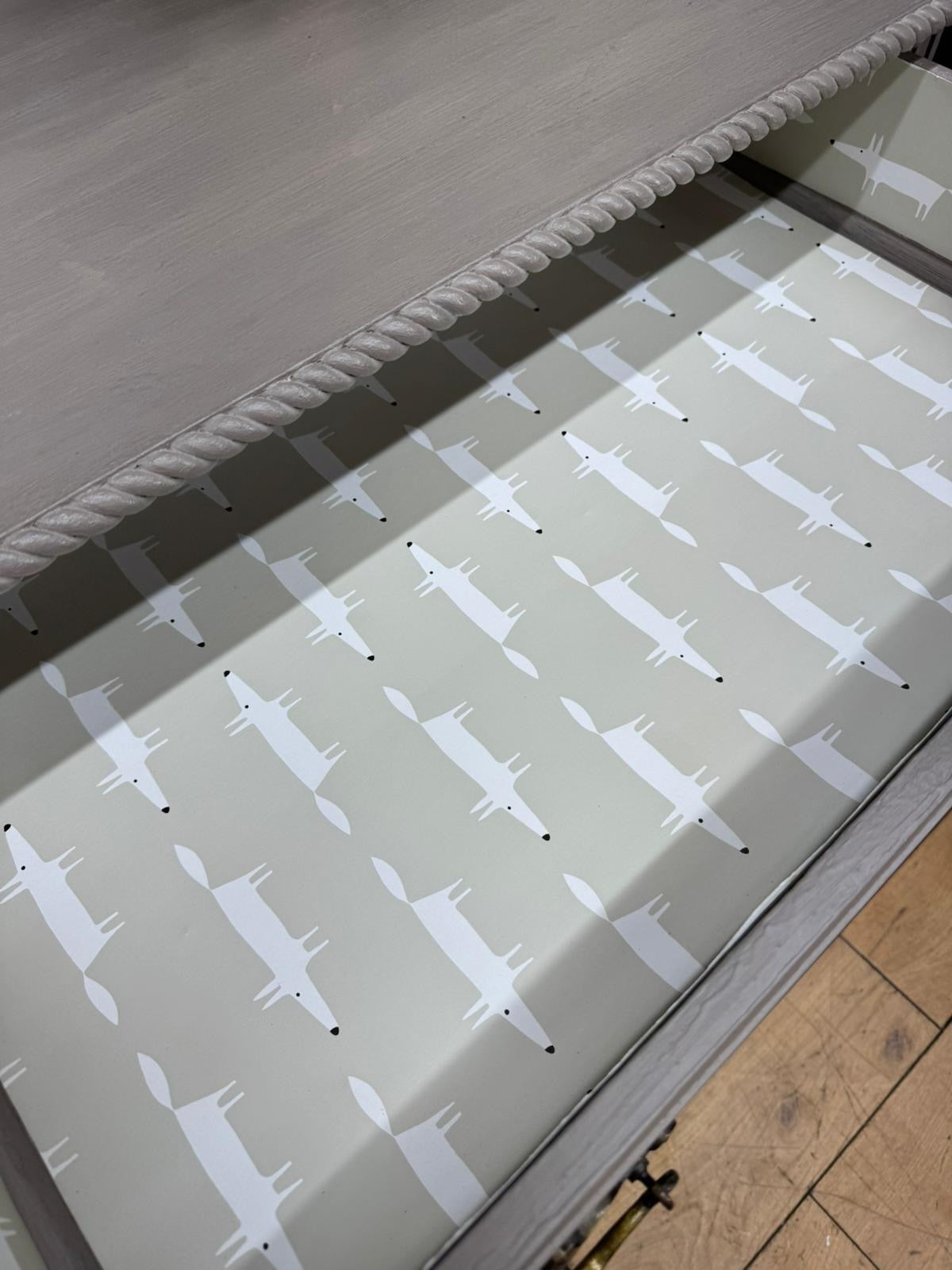 Large Painted Sideboard Cupboard with Drawers – Grey Storage Unit / TV Cabinet