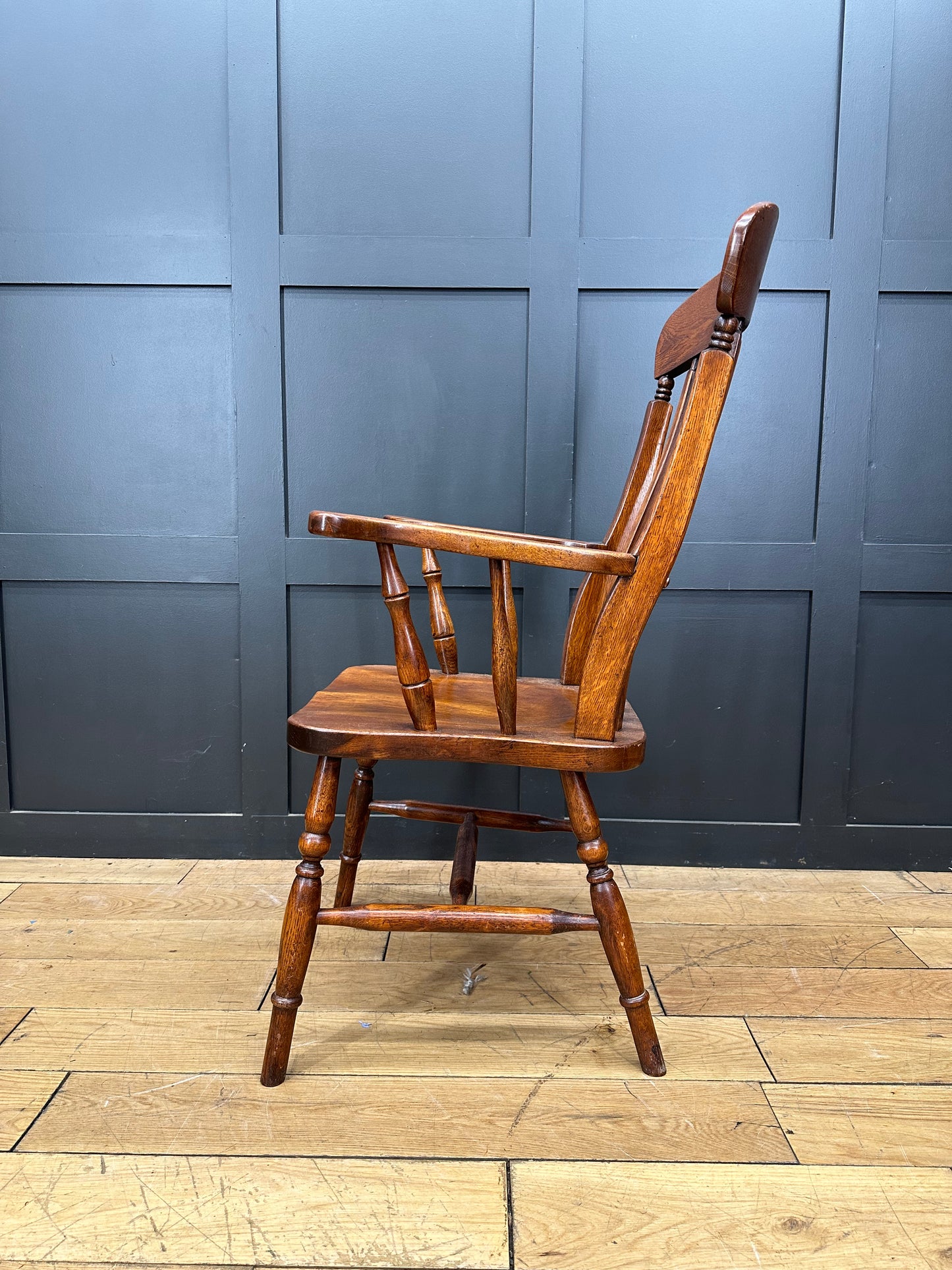 Vintage Oak Windsor Armchair / Grandfather Chair / Fireside Chair / Slat back