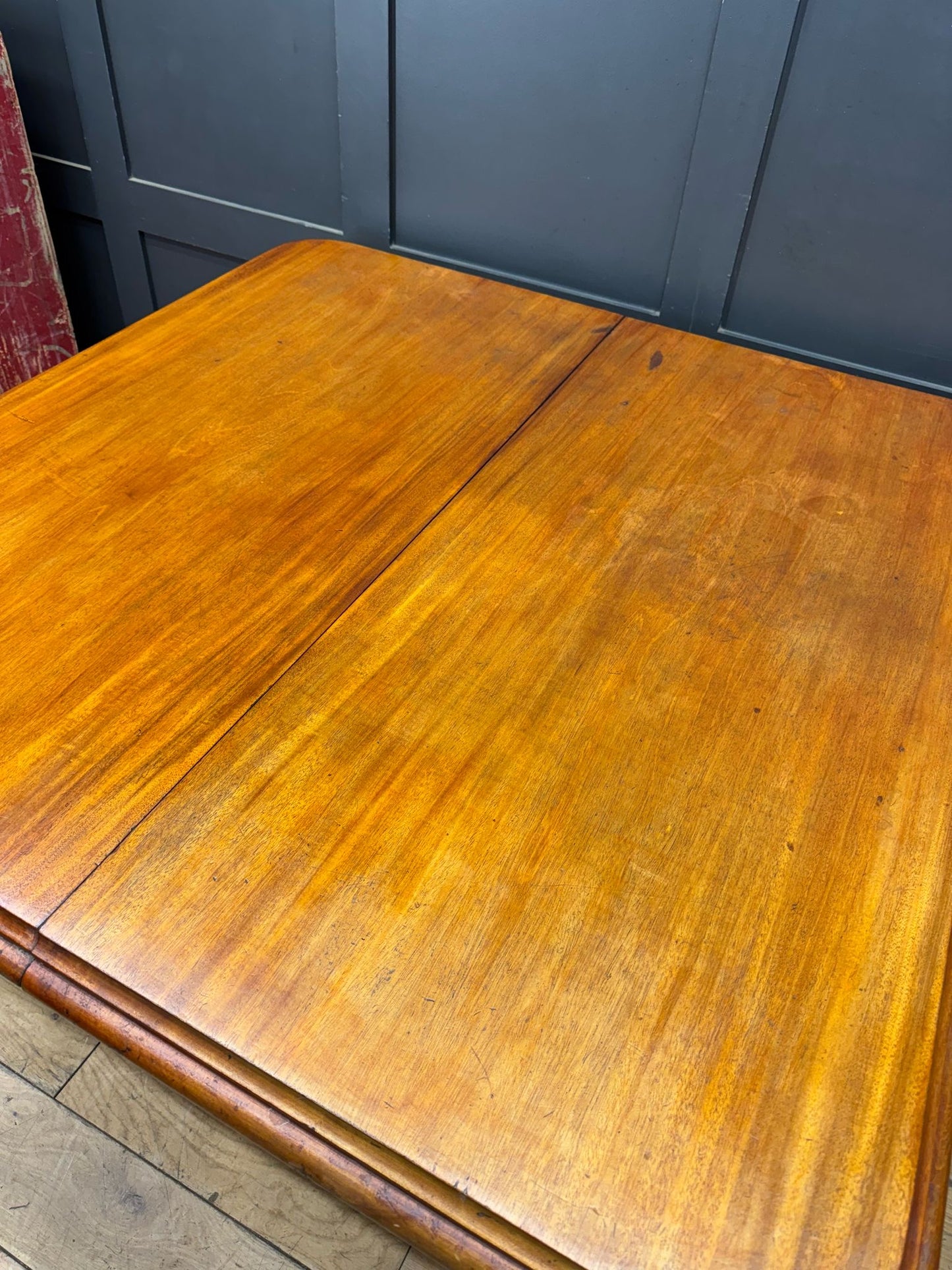 Antique Mahogany Dining Table / Victorian Extending  / Kitchen Table