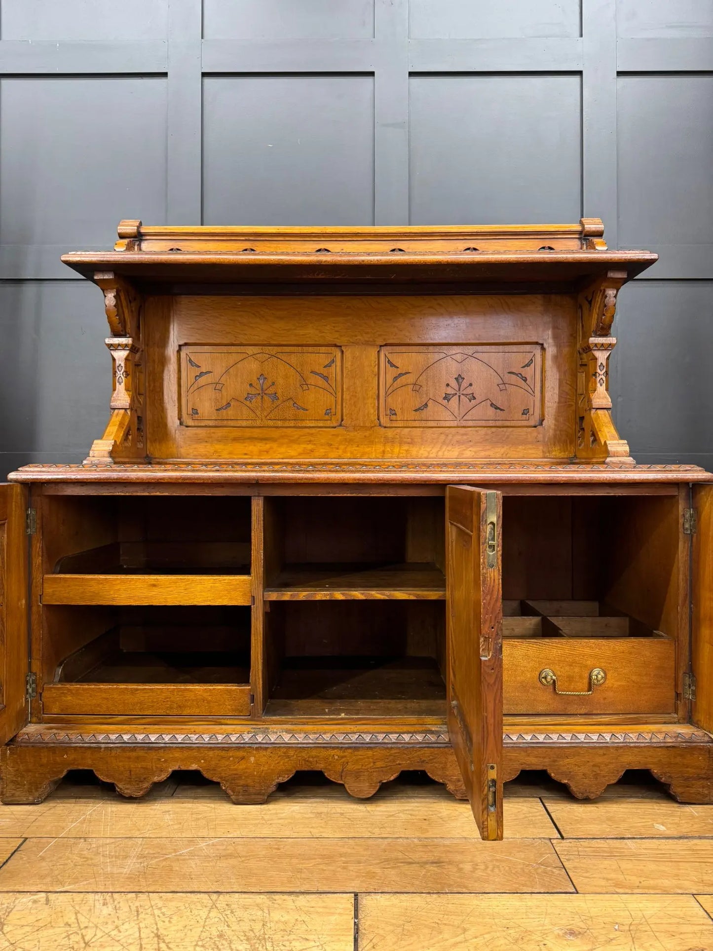 Antique Oak Buffet Sideboard Cabinet / Cupboard Gothic /Aesthetic Movement RUSTIC WAREHOUSE NORFOLK
