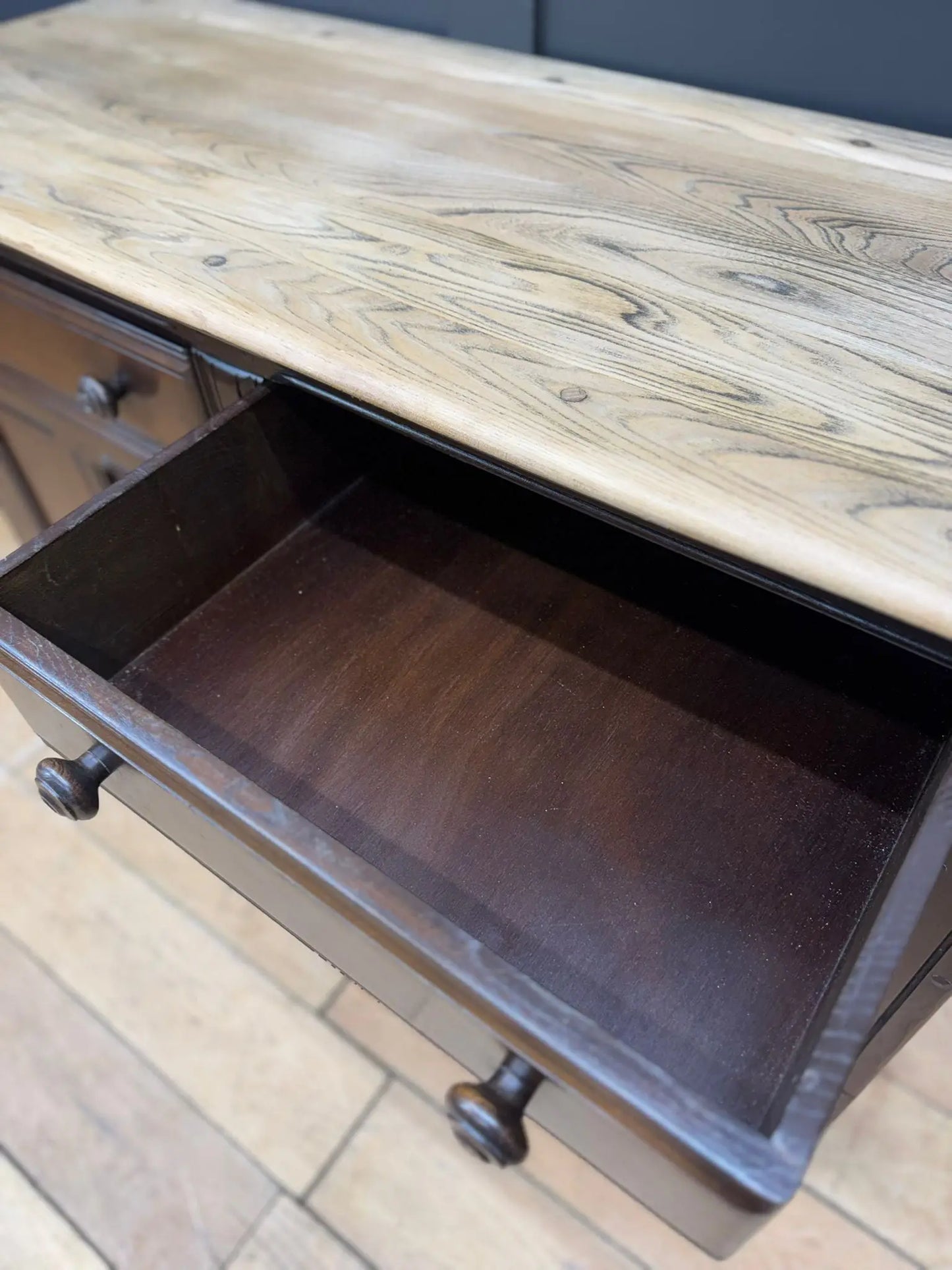 Ercol Elm Sideboard with Cupboard & Drawers TV Stand 123cm RUSTIC WAREHOUSE NORFOLK