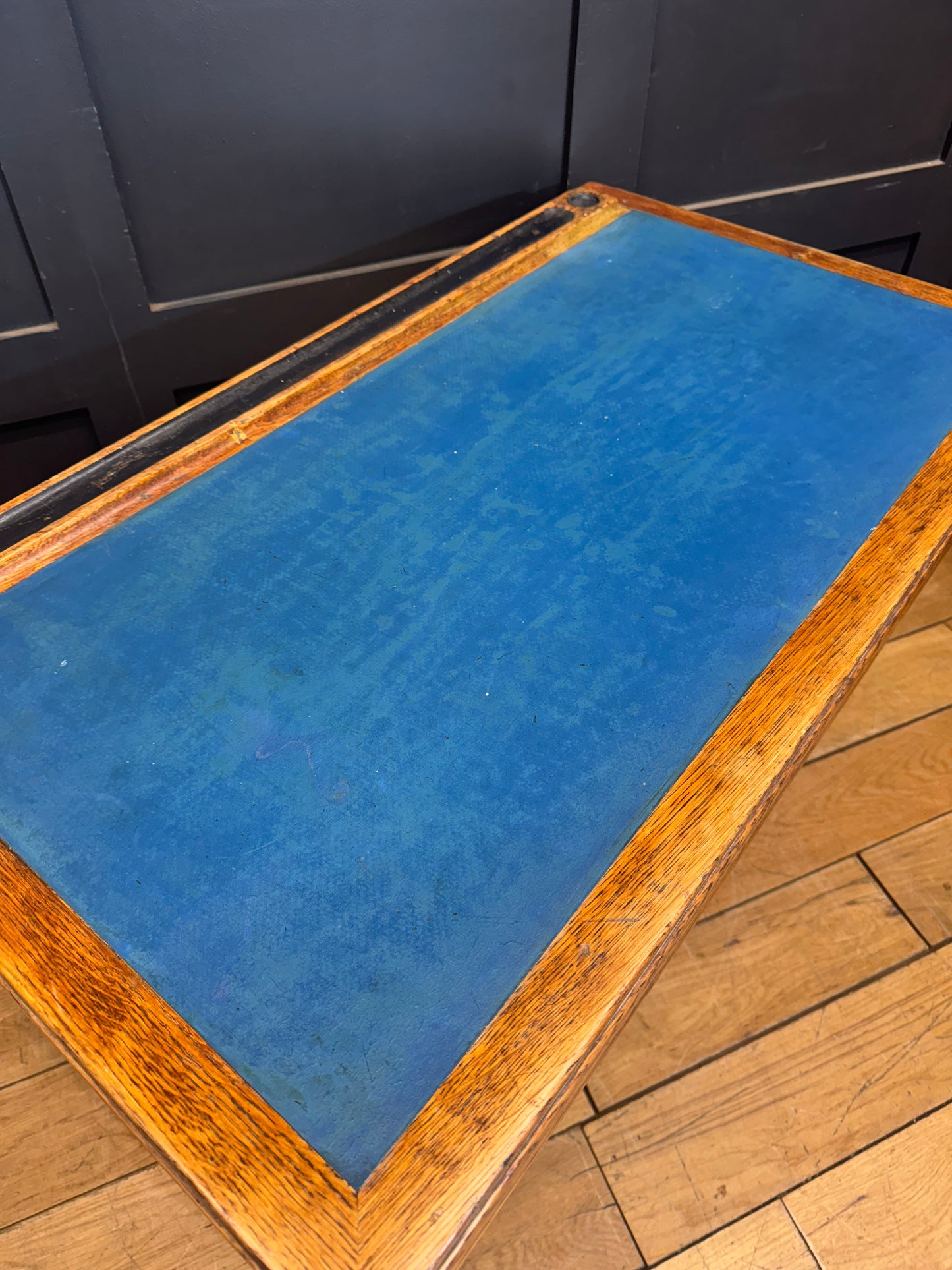 Vintage Oak Desk / Office Desk / Computer  Desk / Office Furniture