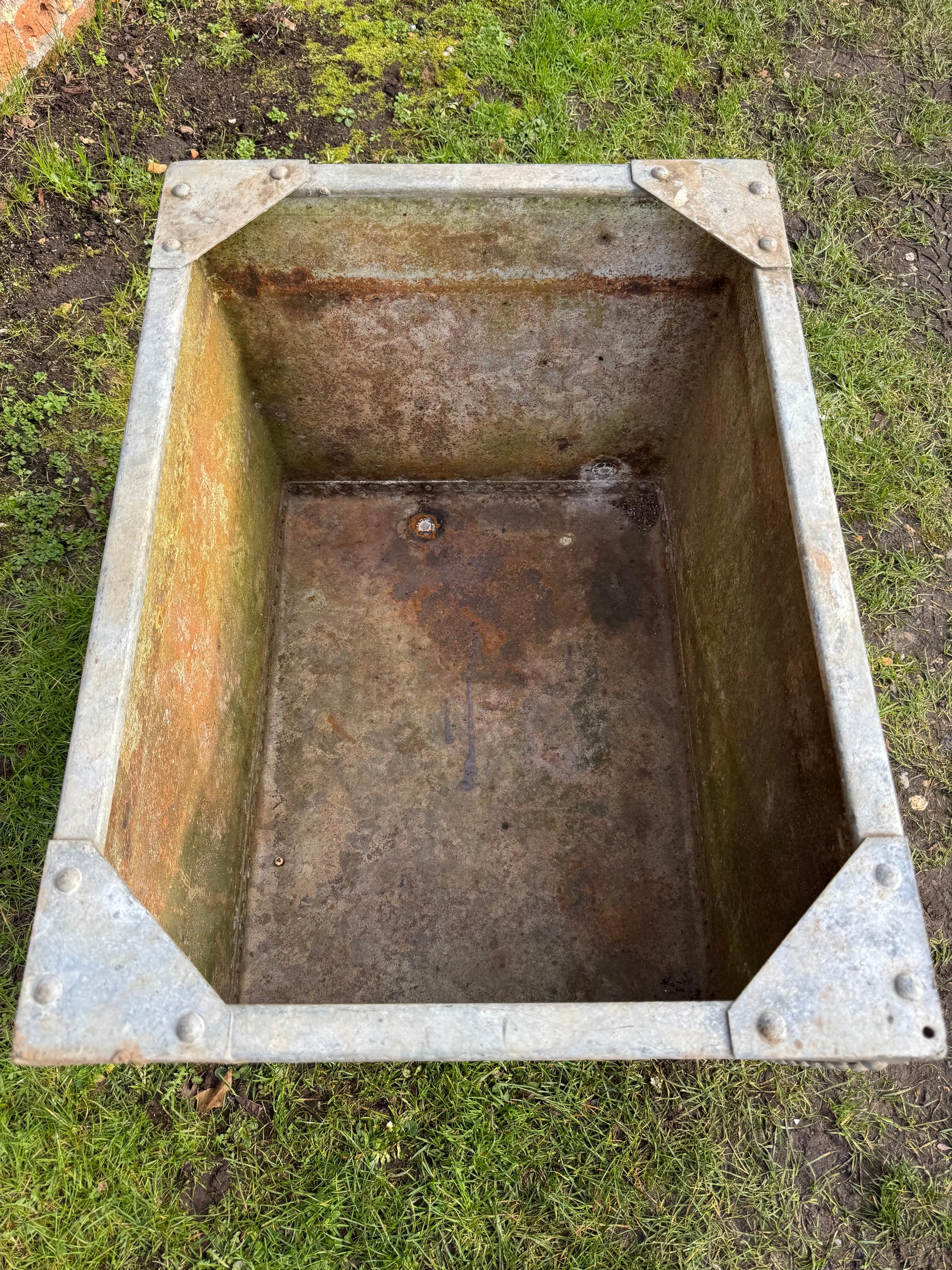 Riveted Galvanised Trough Planter /  Raised Flower Bed Plant Olive Tree Pot W2 RUSTIC WAREHOUSE NORFOLK