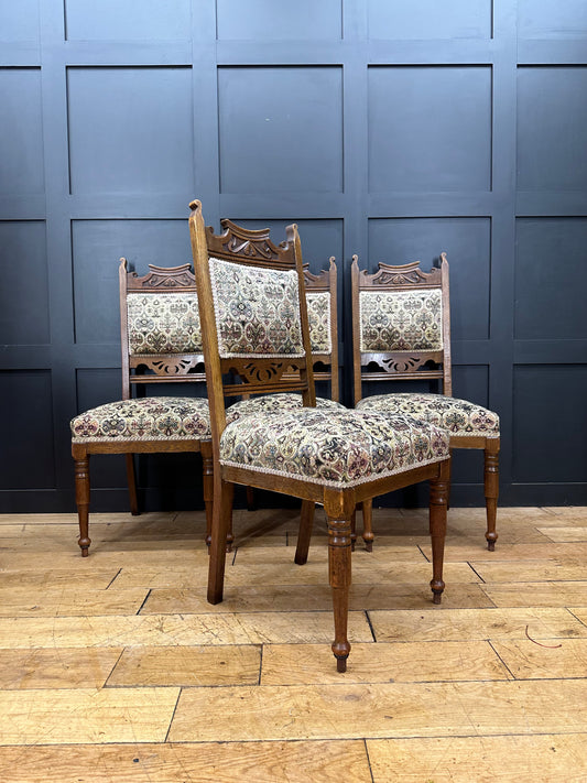 Set Of 4 Antique Victorian Dining Chairs / Antique Oak / Kitchen Chairs