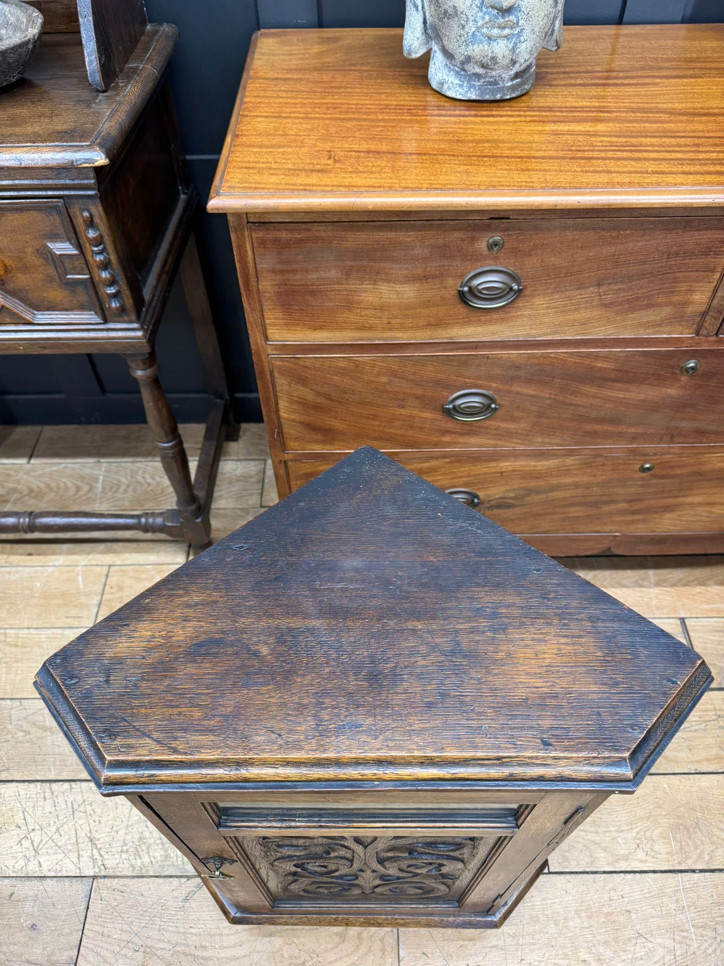 Antique Solid Oak Corner Cupboard –  Carved Door Cabinet / Side Lamp Table