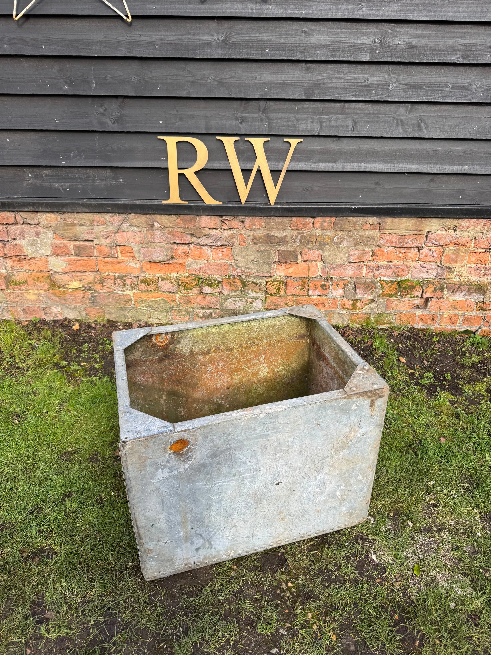 Riveted Galvanised Trough Planter /  Raised Flower Bed Plant Olive Tree Pot W2 RUSTIC WAREHOUSE NORFOLK