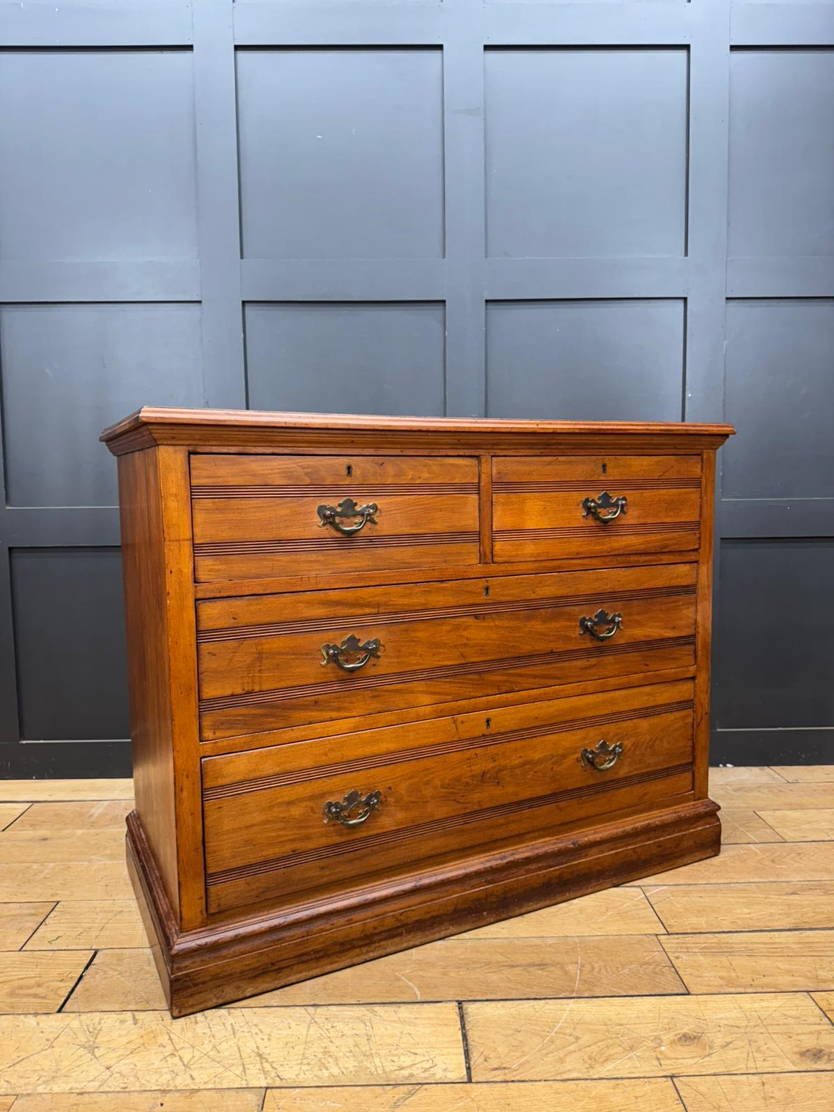 Edwardian Walnut Chest of Drawers | Antique Bedroom Storage