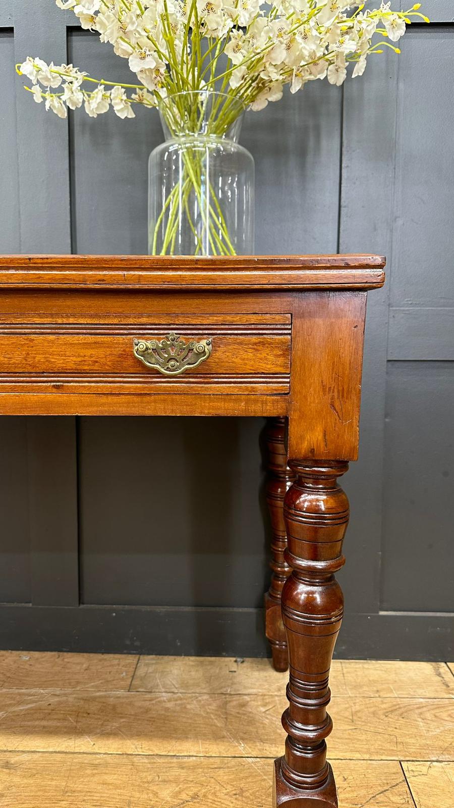 Antique Walnut Side Table / Edwardian Sideboard / Antique Desk Console