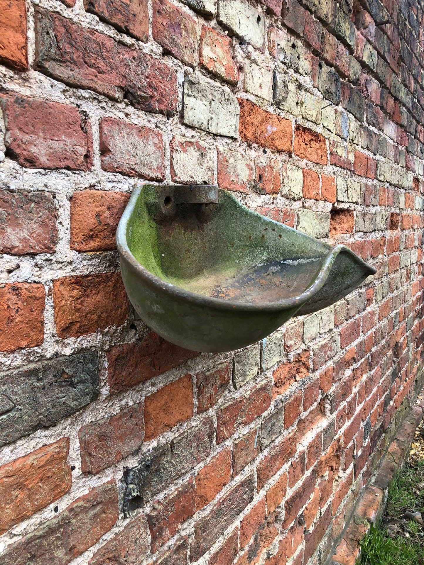 Wall Planters / Cattle Feeder / Hanging Basket / Herb Planter / Plant Pot