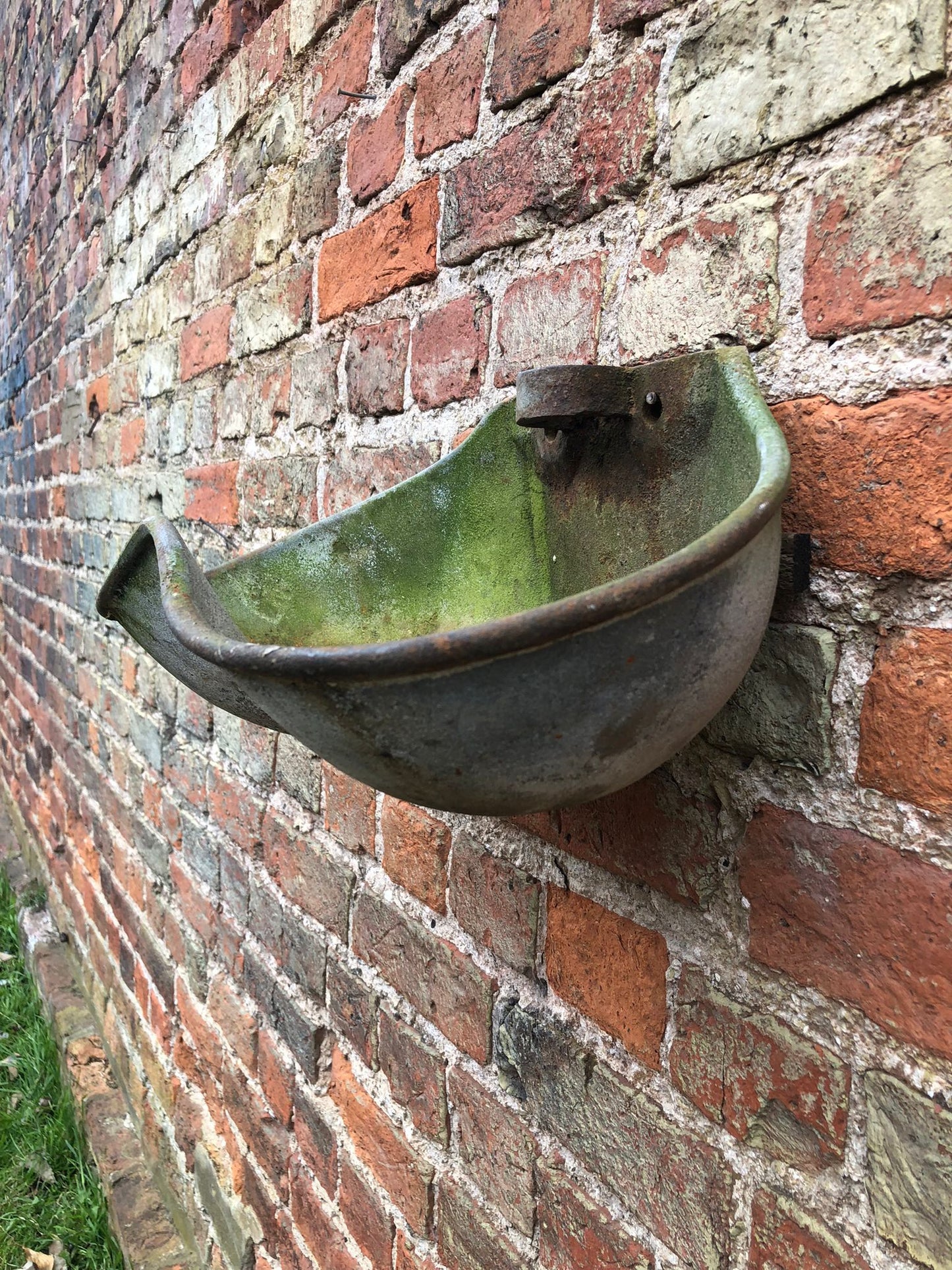 Wall Planters / Cattle Feeder / Hanging Basket / Herb Planter / Plant Pot