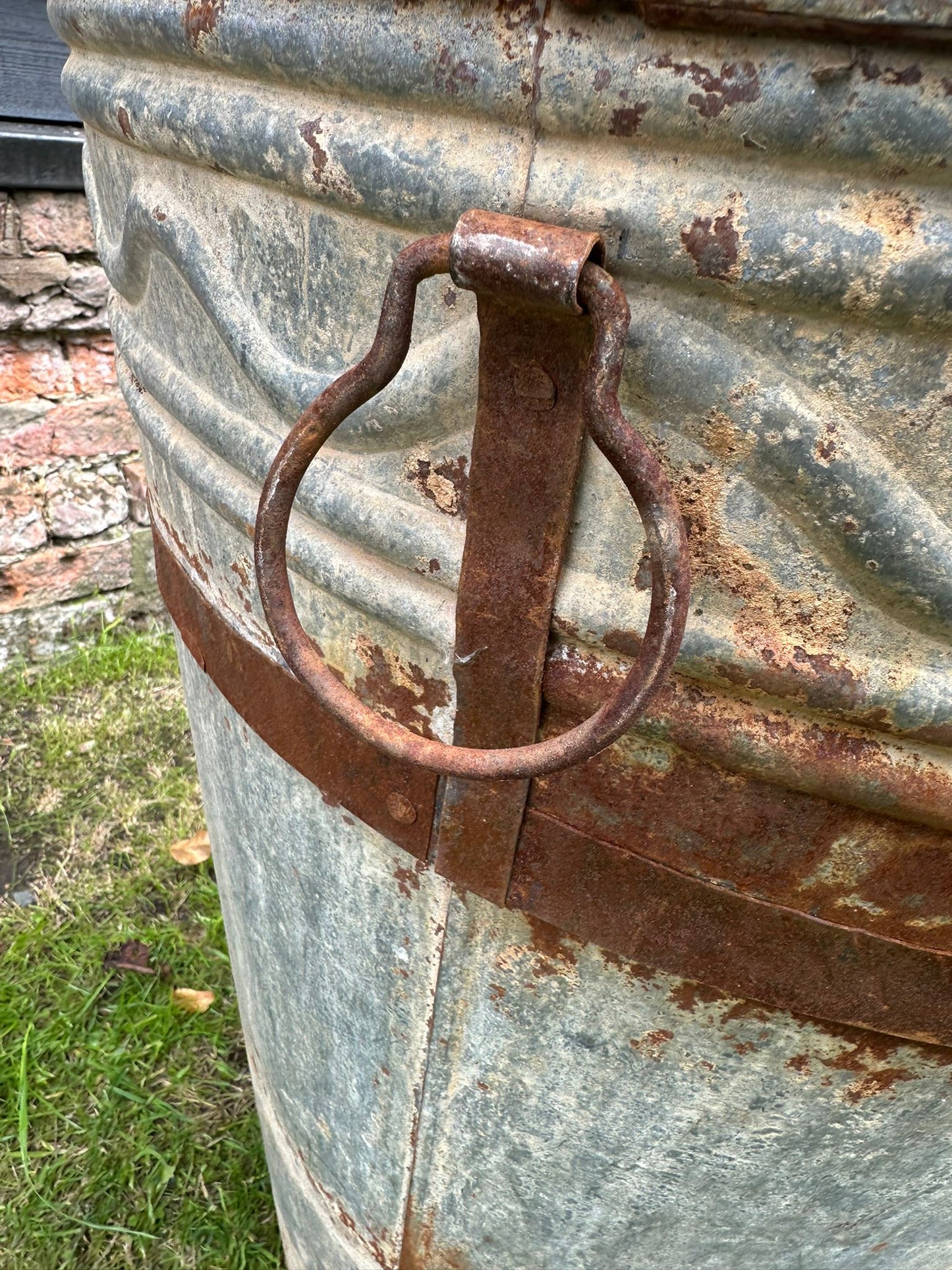 Large Vintage Galvanised Planter / Plant Olive Tree Planter / Garden Patio Pot B