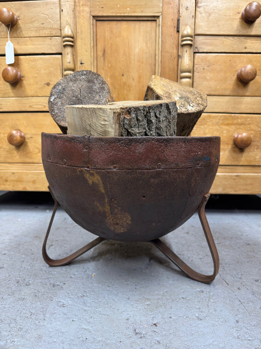 Antique Rusty Metal Planter / Plant Herb Patio Pot / Planter Rustic Fruit Bowl / Fire Pit / Log Basket.