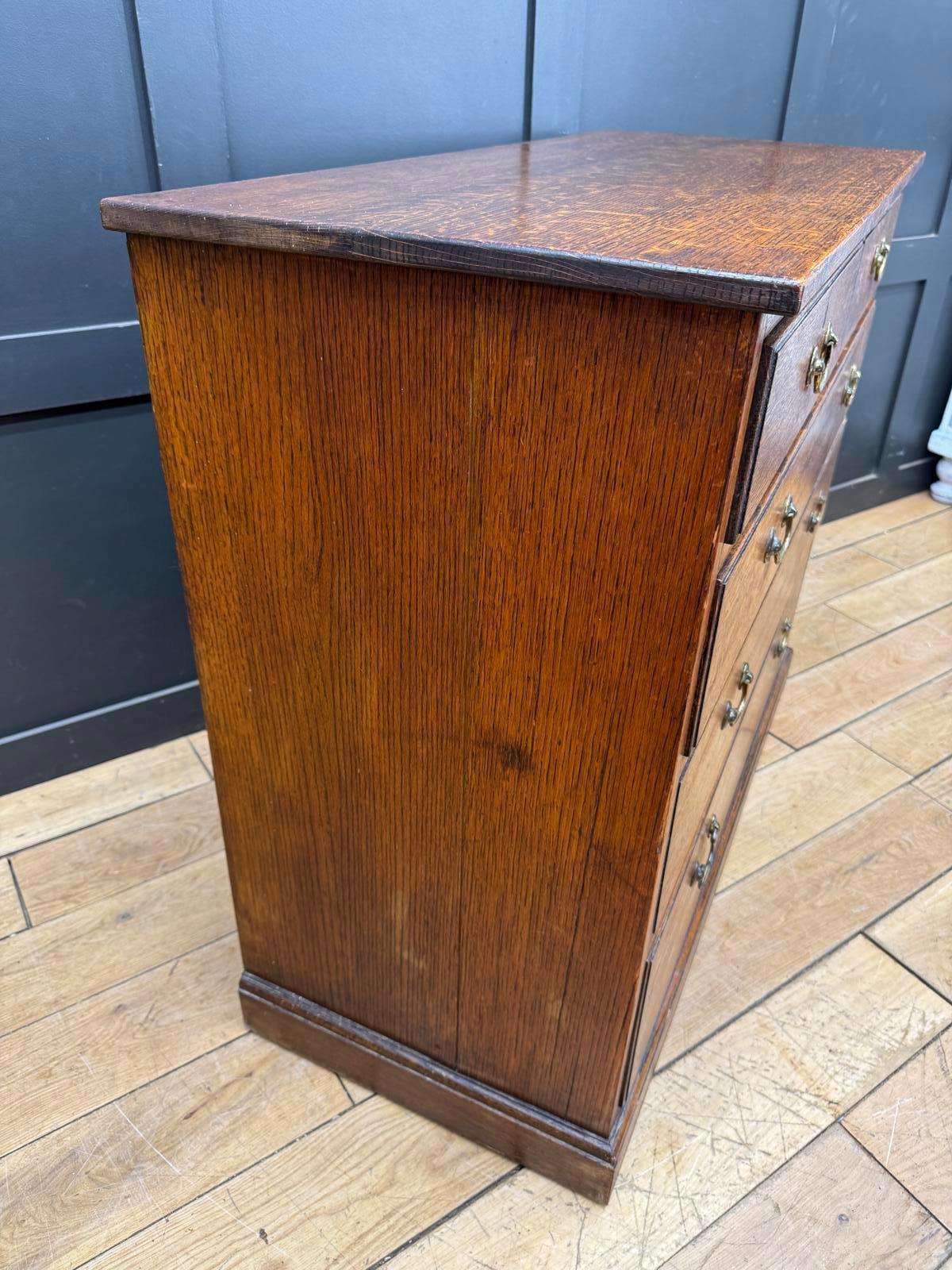 Waring & Gillows Solid Oak Chest of Drawers – Antique Bedroom Storage